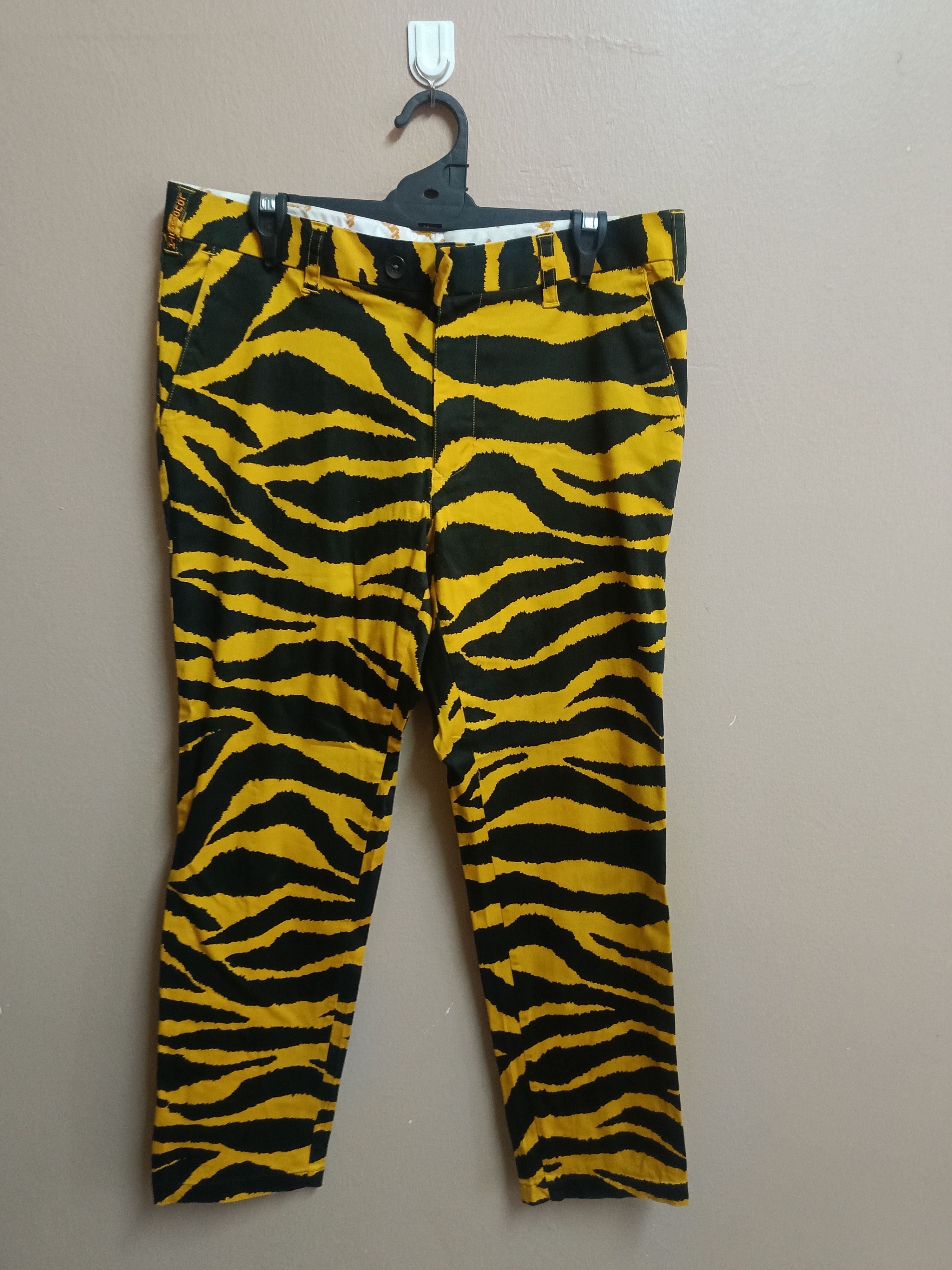Japanese Brand Loudmouth Golf Pants Tiger Size US 34 / EU 50 - 2 Thumbnail