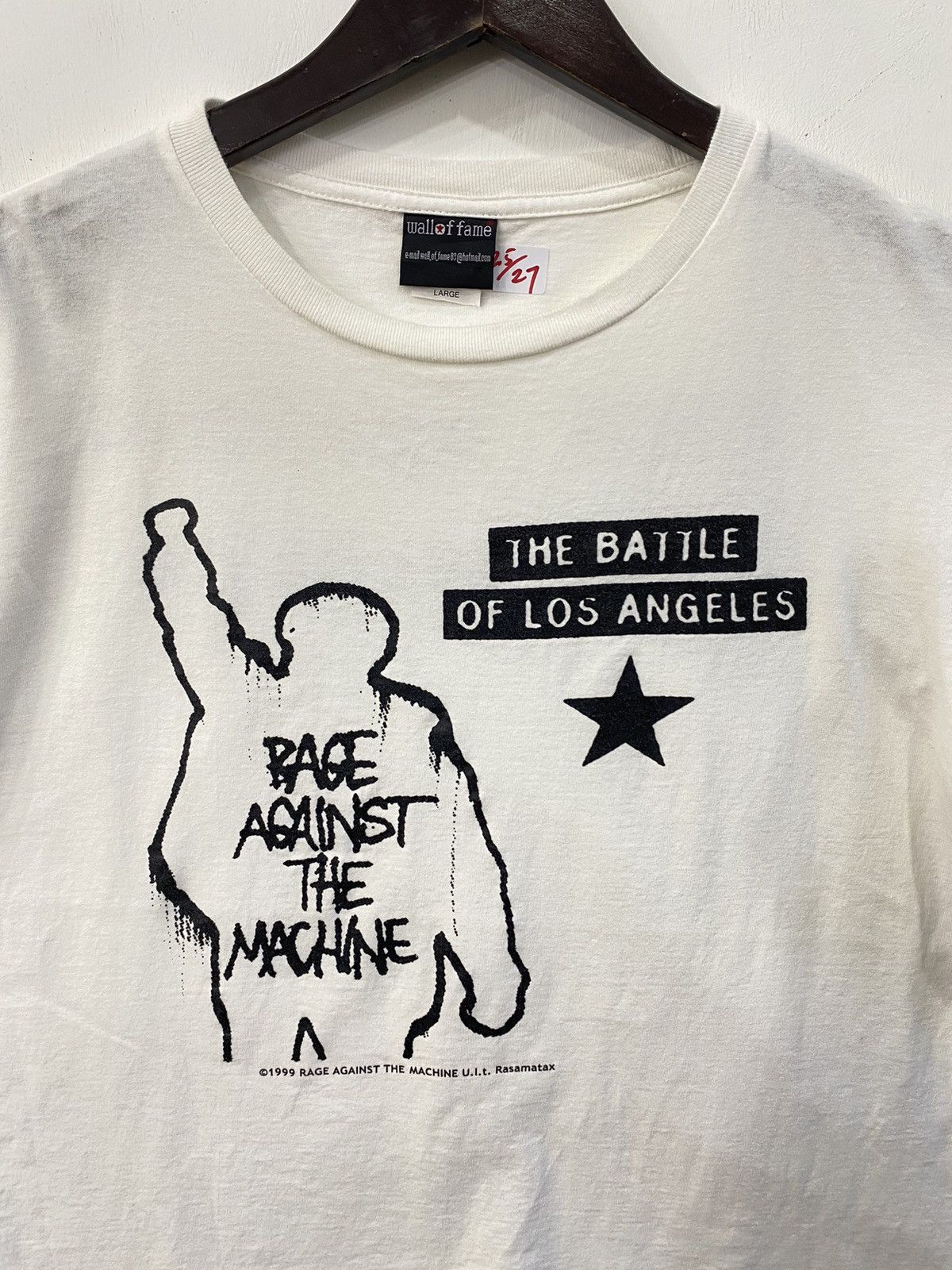 Band Tees VINTAGE RAGE AGAINST THE MACHINE band the battle of LA shirt Size US L / EU 52-54 / 3 - 3 Thumbnail