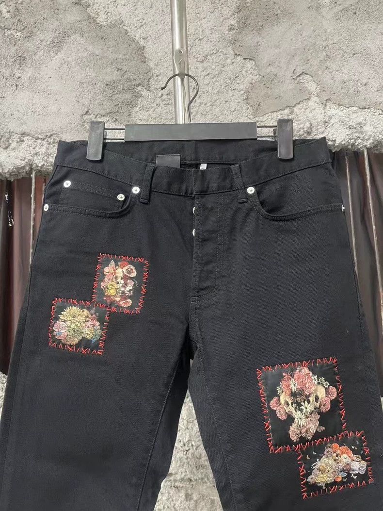 Dior Dior Floral Patch Denim Pants Size 29-2505 Size US 29 - 3 Thumbnail