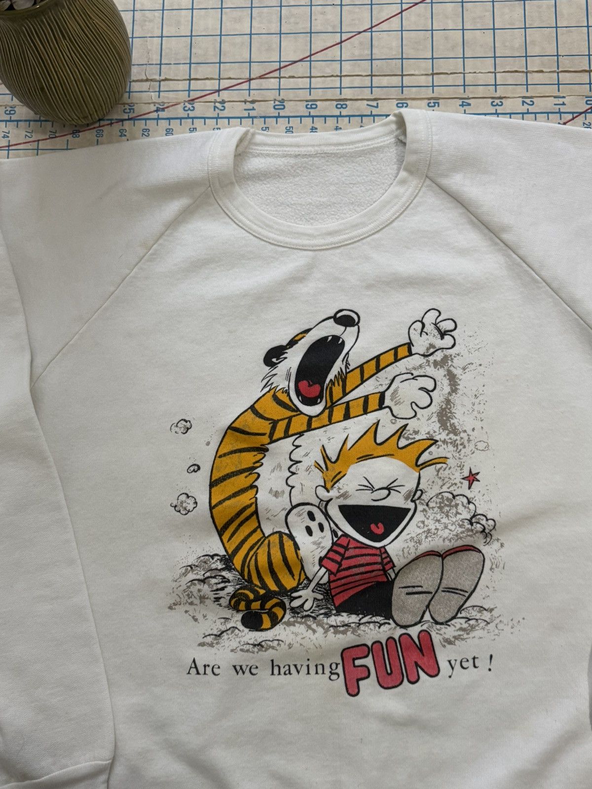 Vintage Vintage Calvin & Hobbes 80’s Raglan Sleeve Crewneck Sweater Size US M / EU 48-50 / 2 - 8 Thumbnail