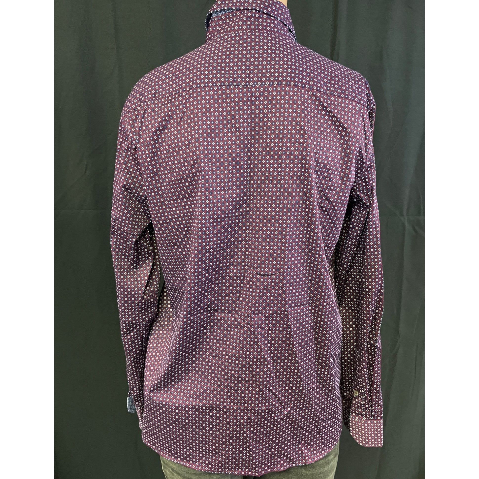 Other Tahari Men's Burgundy Stretch Shirt/Button Up Sz M SKU 4068 Size US M / EU 48-50 / 2 - 2 Thumbnail