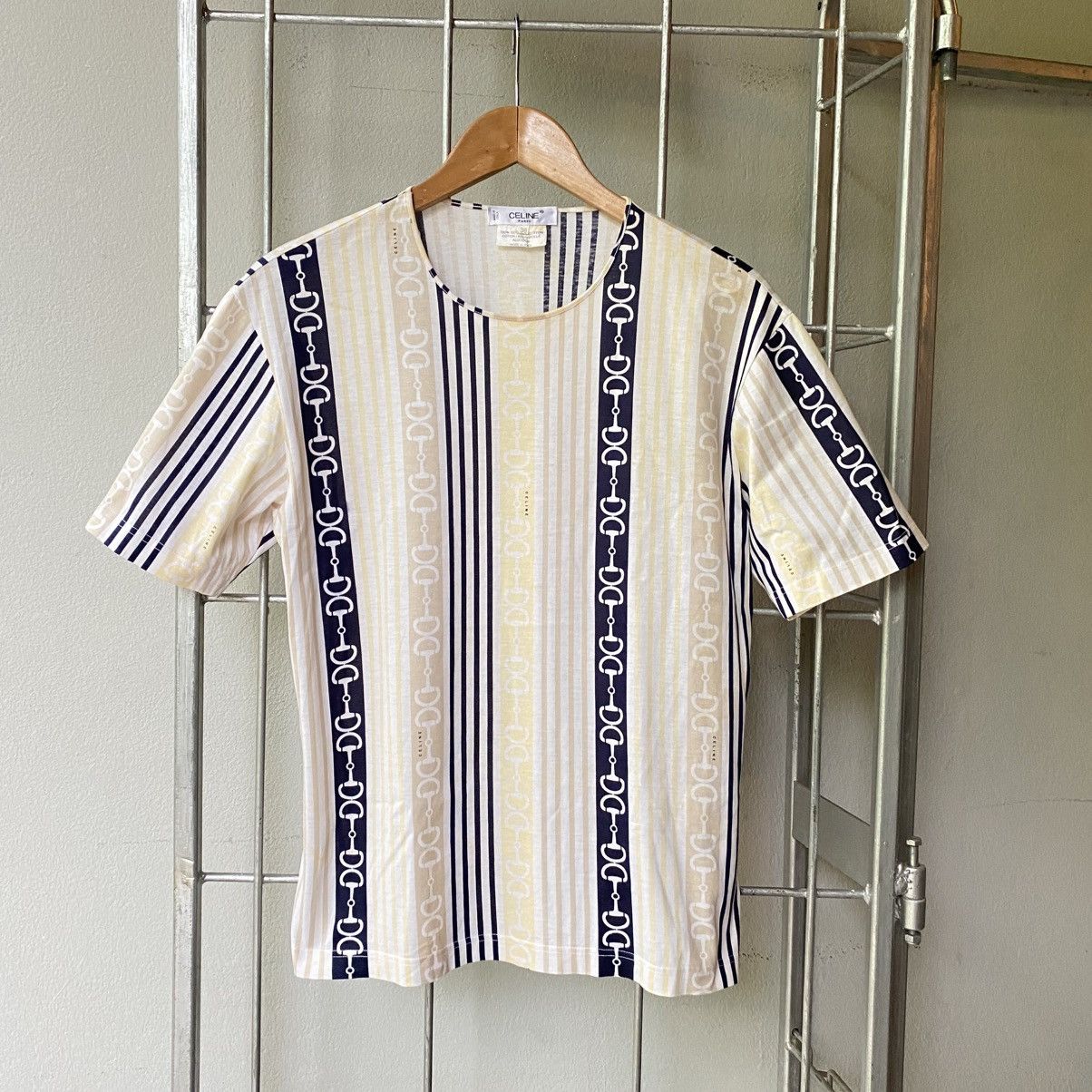 Celine CELINE Beige & Navy Chain Stripe Tee Size XS / US 0-2 / IT 36-38 - 16 Thumbnail
