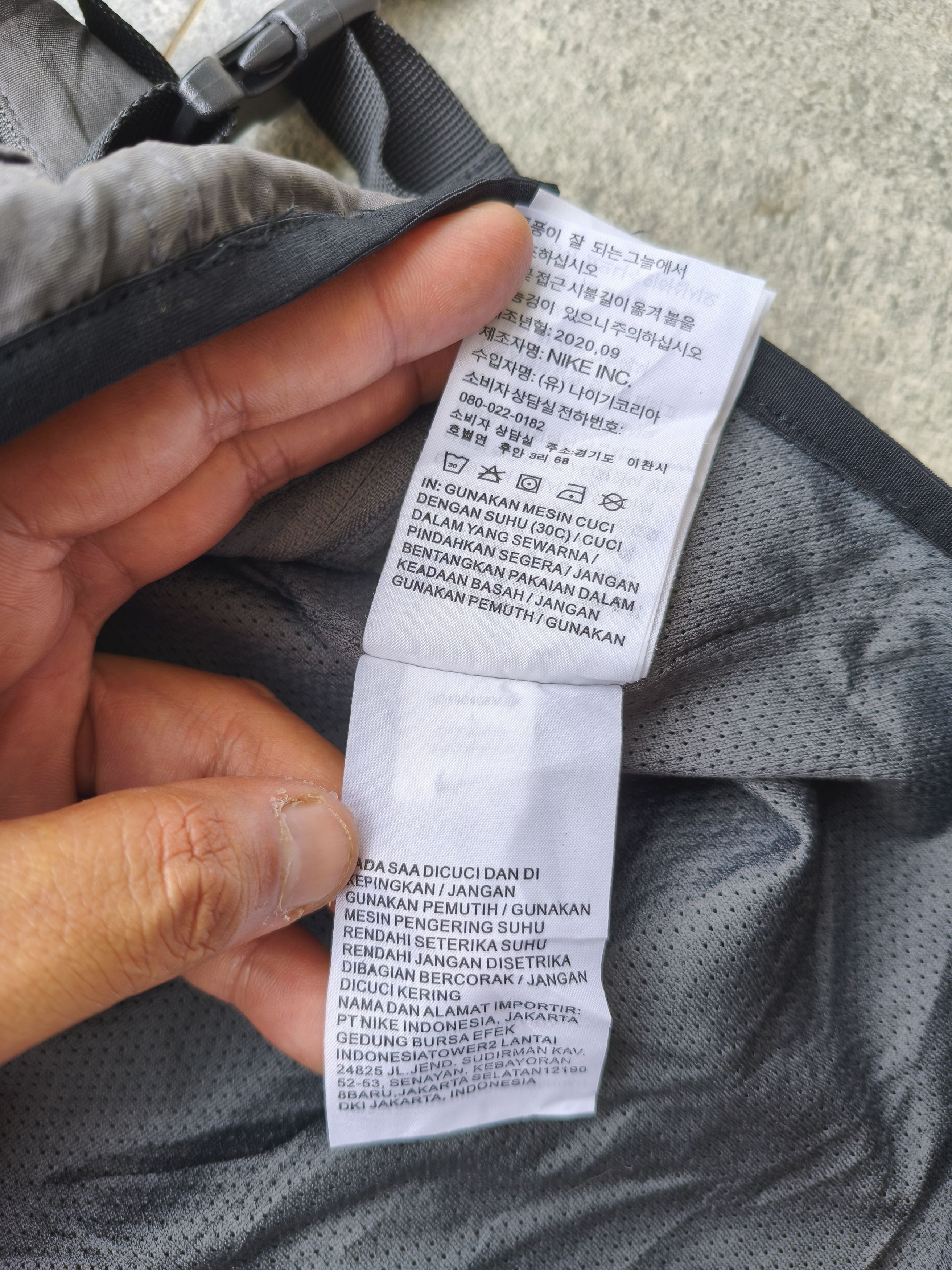 Nike Nike Tech Utility Multi Pocket Technical Vest Size US L / EU 52-54 / 3 - 11 Thumbnail
