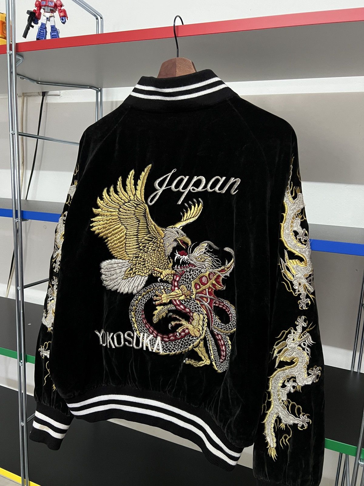 Japanese Brand 80s-90s Japan Yokosuka Eagle Dragon Velvet Sukajan Jacket Size US L / EU 52-54 / 3 - 7 Thumbnail