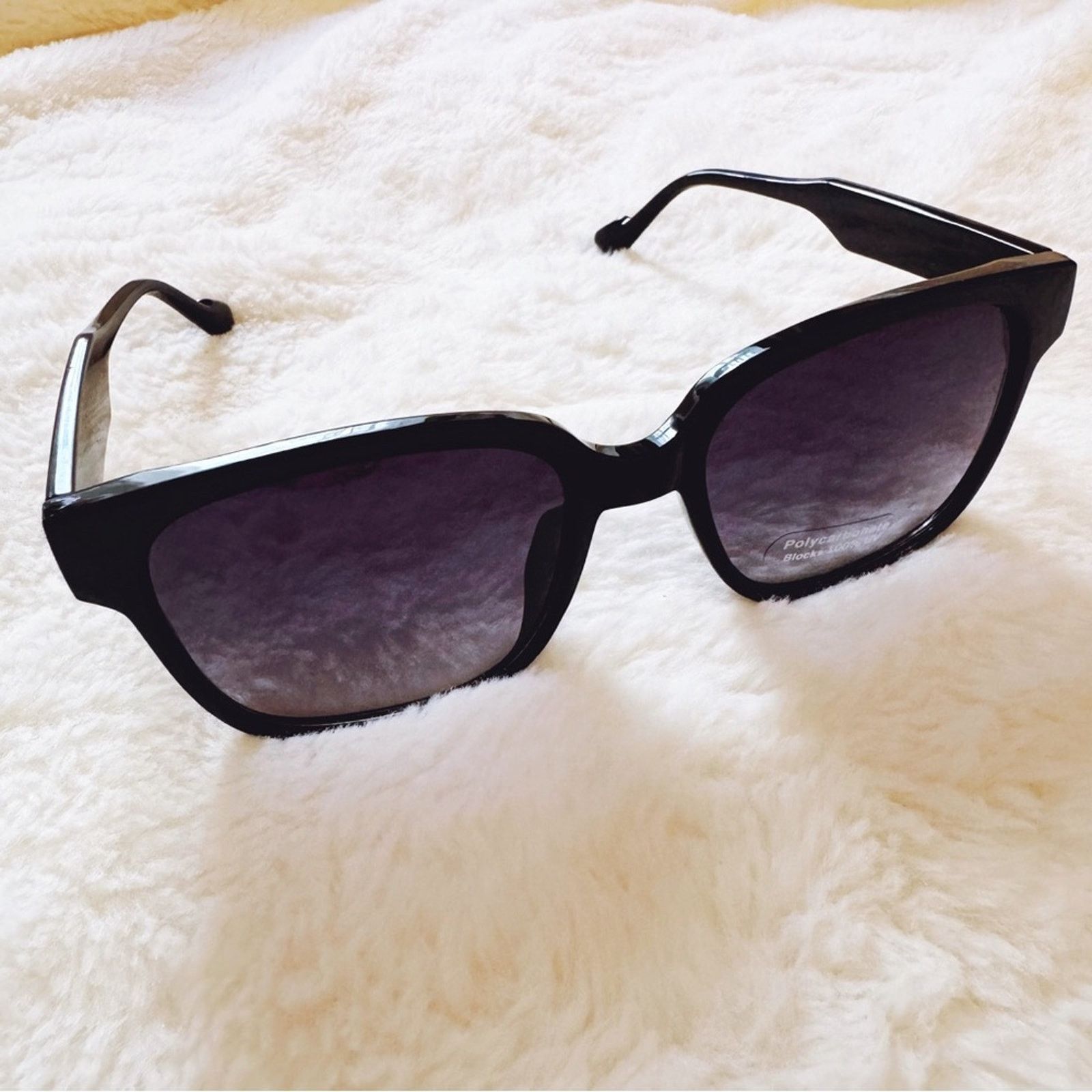 Other Octavia Black Oversized Chic Sunglasses Size ONE SIZE - 7 Thumbnail