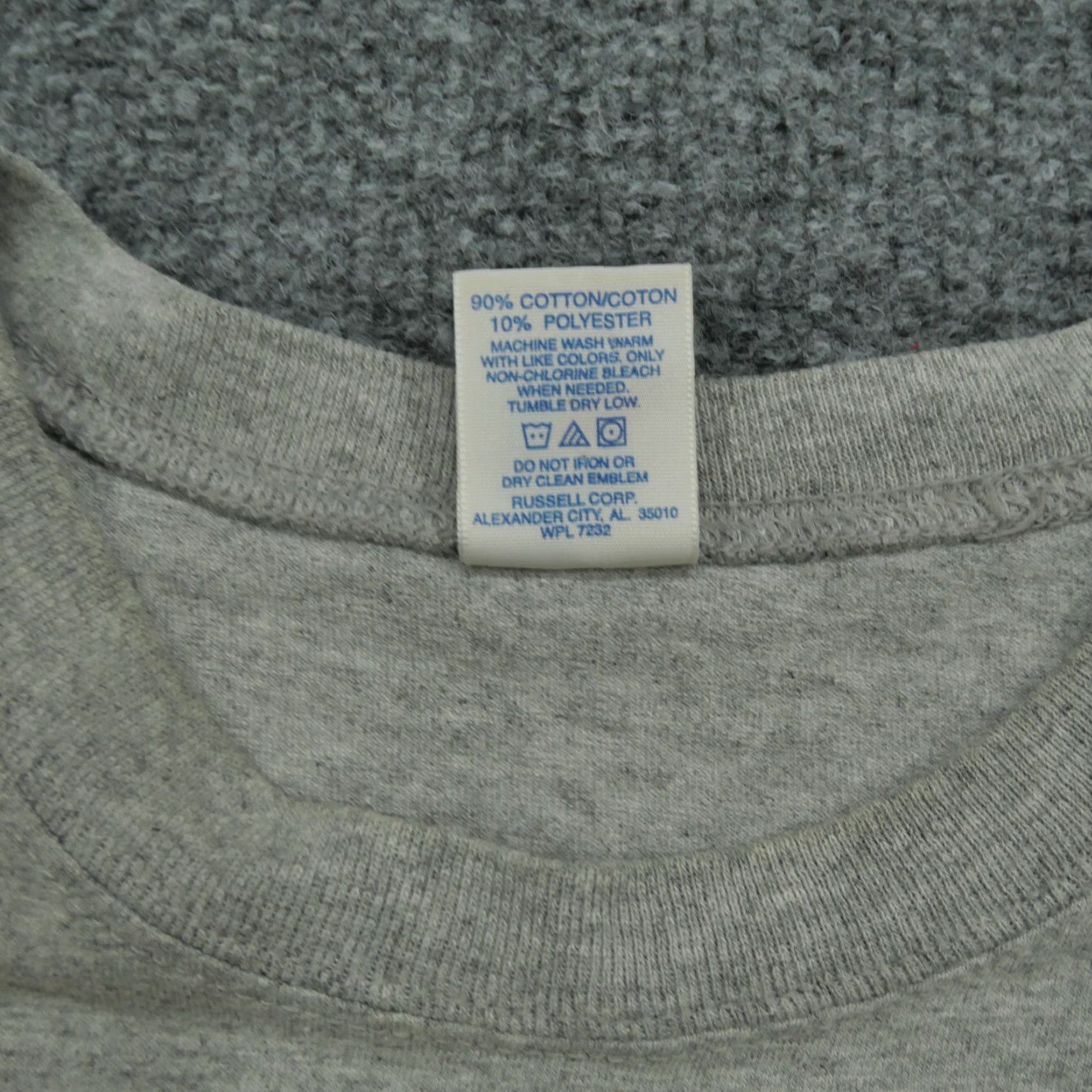 Russell Athletic VINTAGE Russell Athletic T-Shirt Adult Large Gray Cropped 80s Mens Shirt Size US L / EU 52-54 / 3 - 6 Thumbnail