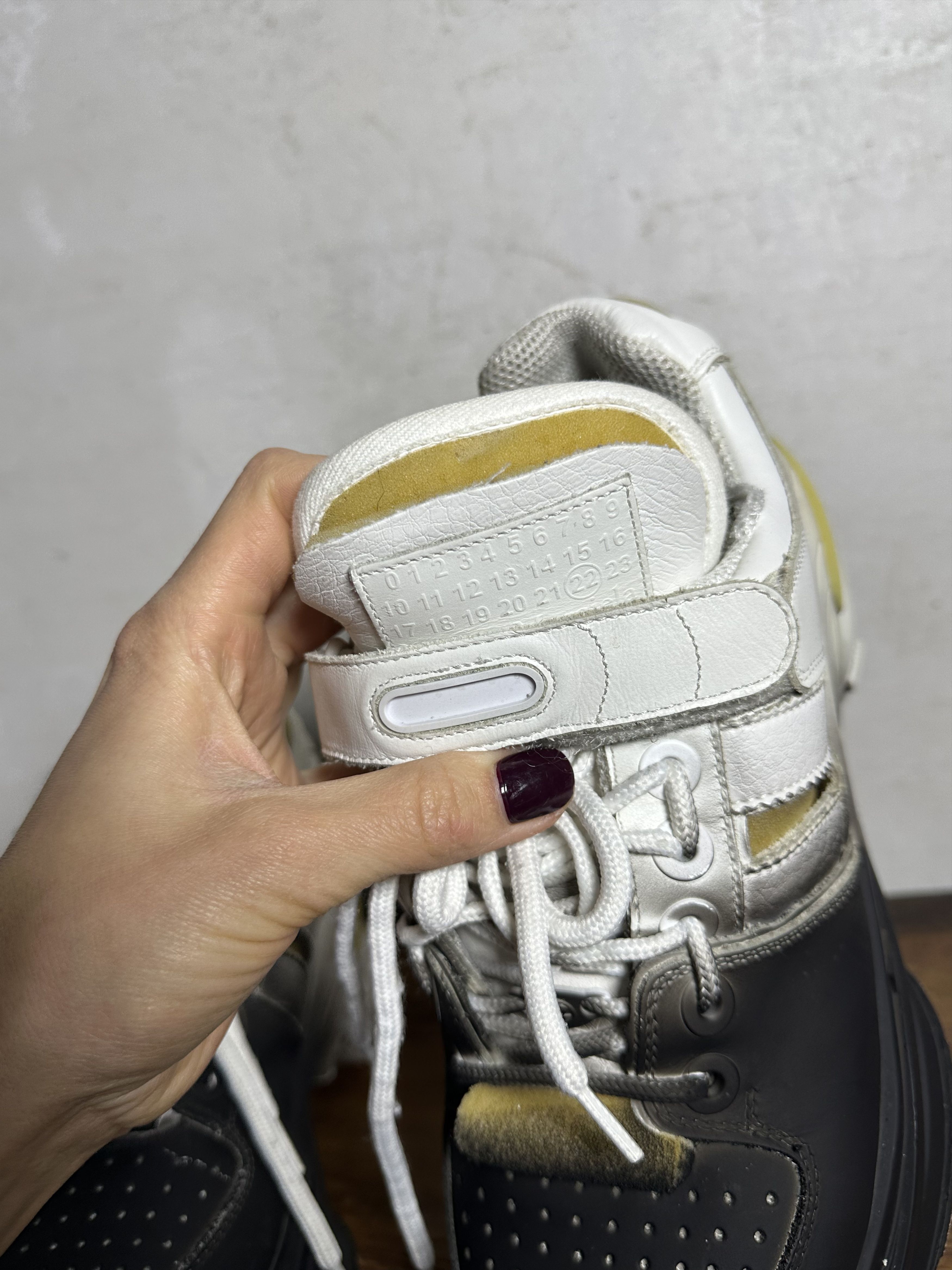 Maison Margiela Maison Margiela Retro Fit Sneakers Size US 5.5 / EU 38 - 10 Thumbnail