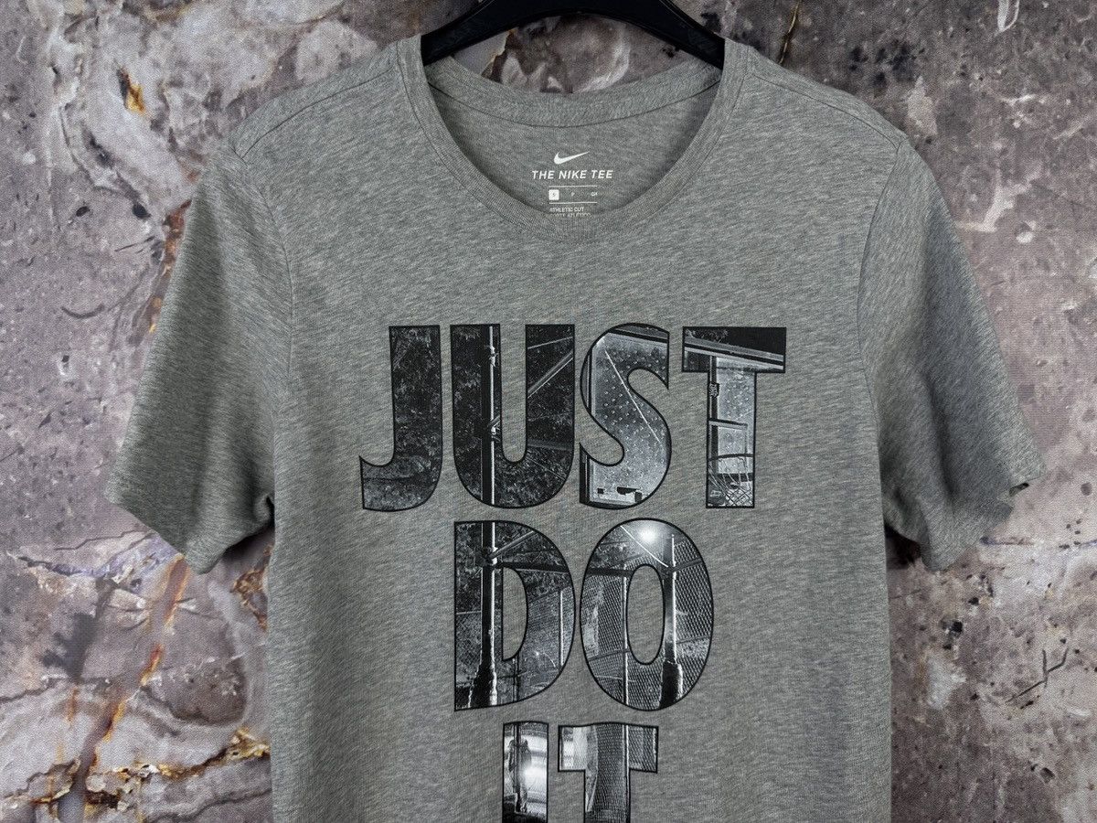 Nike Men’s Nike Just Do It T-Shirt Grey Streetwear Size Small Size US S / EU 44-46 / 1 - 3 Thumbnail