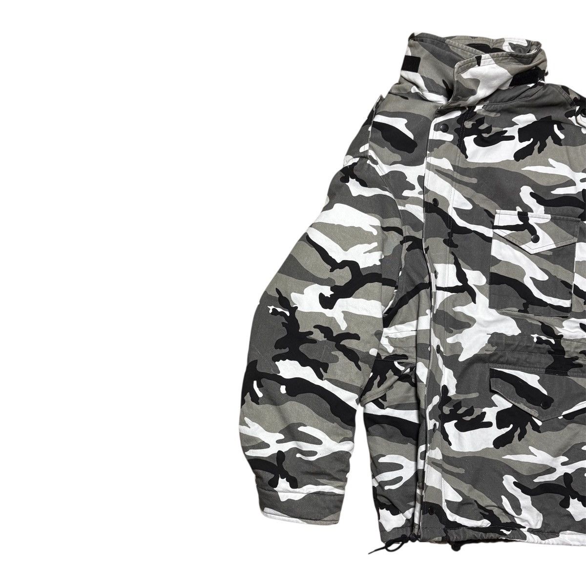 Balenciaga FALL 21 BALENCIAGA BY DEMNA CAMO MULTI JACKET Size US XS / EU 42 / 0 - 3 Thumbnail