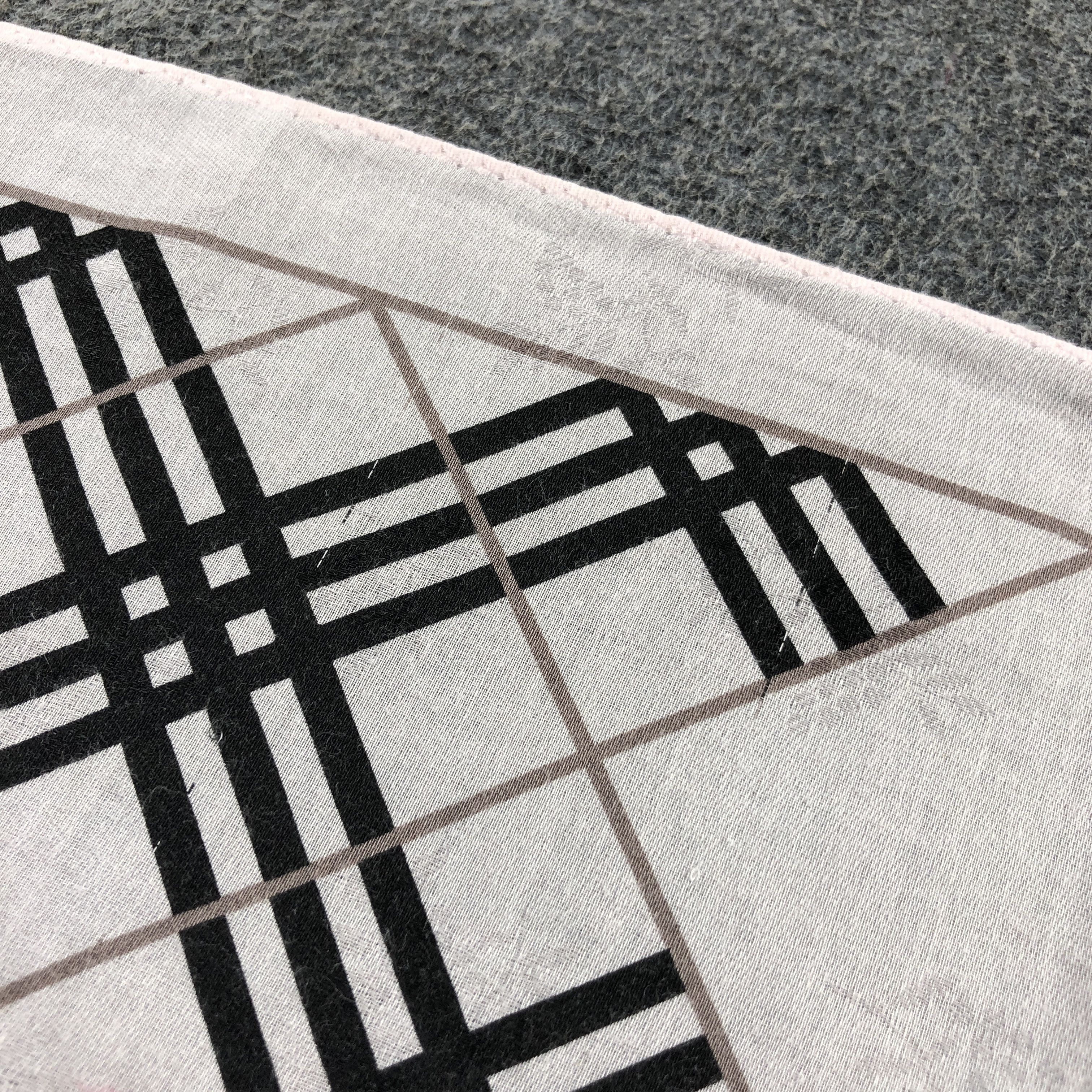 Burberry Burberry Handkerchief Neckerchief Bandana H2764 Size ONE SIZE - 5 Thumbnail