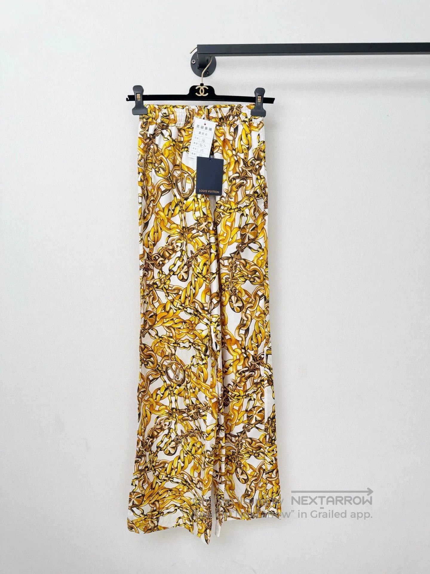 Louis Vuitton Louis Vuitton Silk Pants with Tags. Size US 36 / EU 52 - 1 Thumbnail