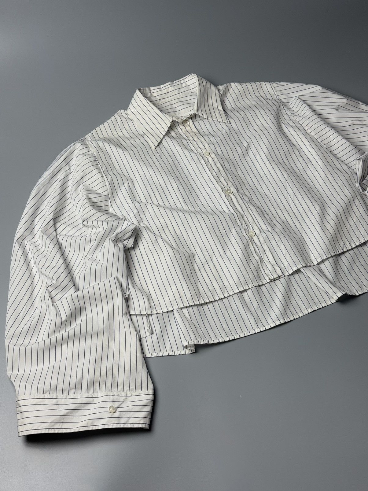 Maison Margiela Maison Margiela Button Up Oversize sleeve Chrop Shirt Size XS / US 0-2 / IT 36-38 - 2 Thumbnail