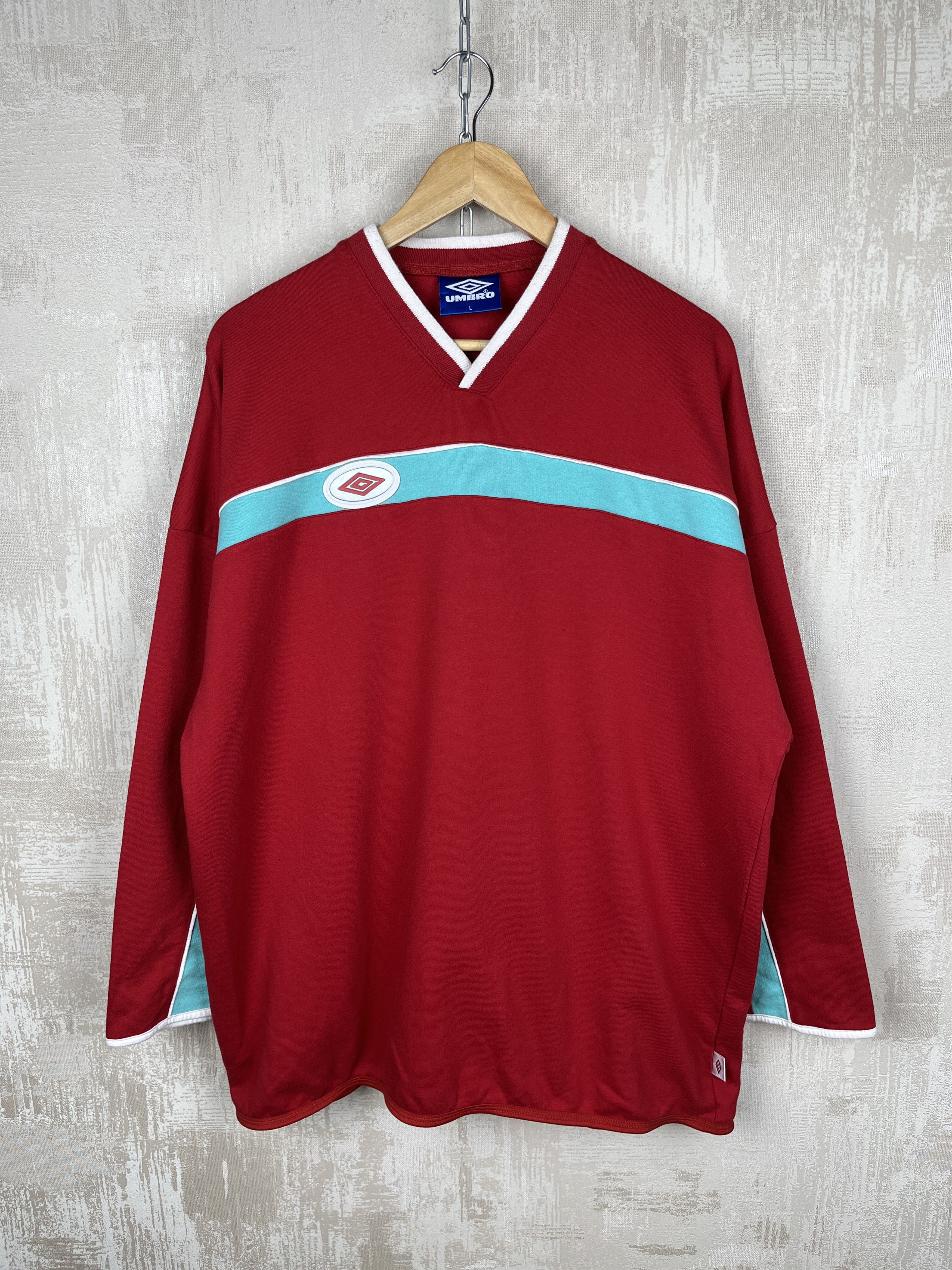 Umbro Vintage Umbro 90's V-neck Sweatshirt Size US L / EU 52-54 / 3 - 2 Thumbnail