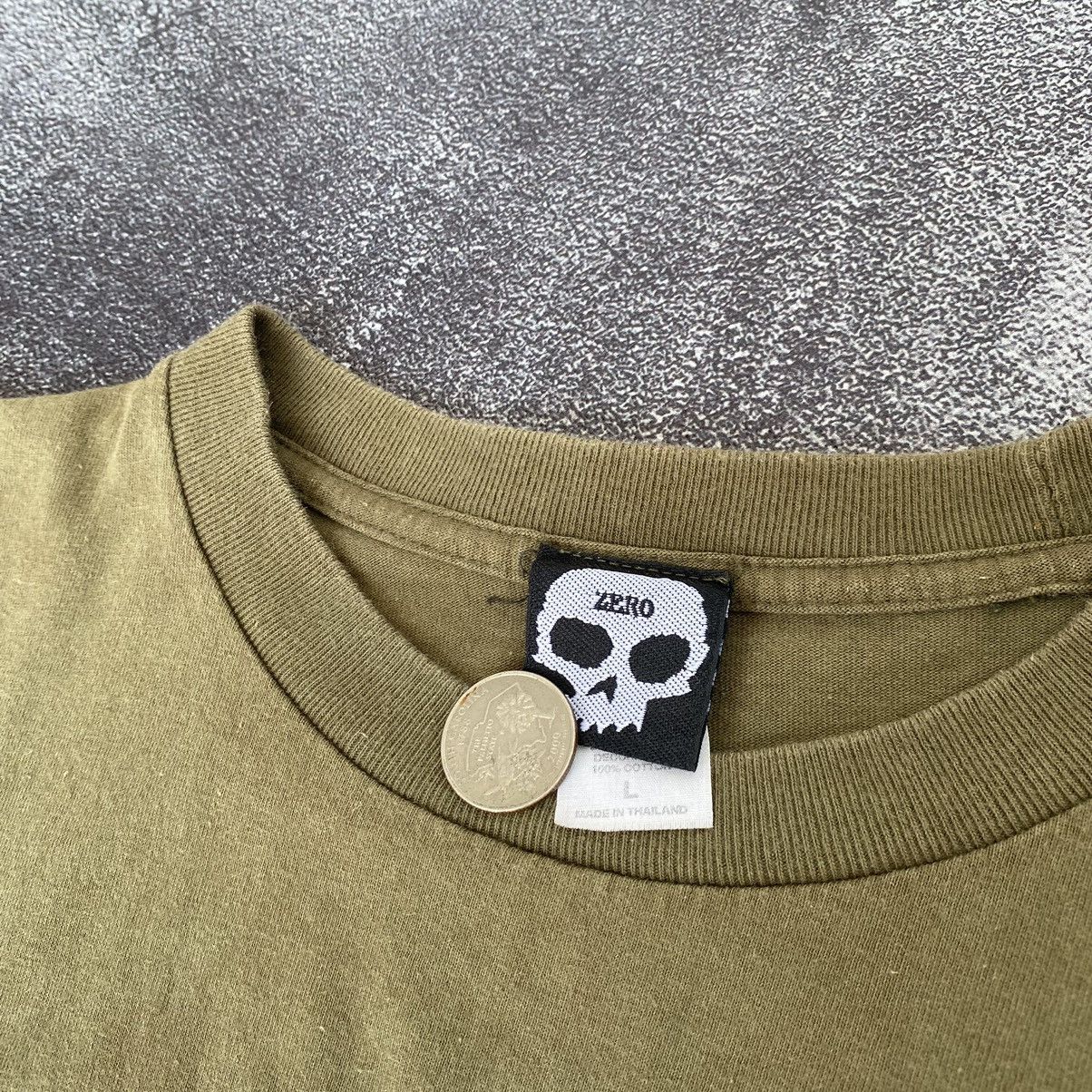 Vintage Vintage Y2k Zero Skulls Logo Skateboards tee Size US L / EU 52-54 / 3 - 2 Thumbnail