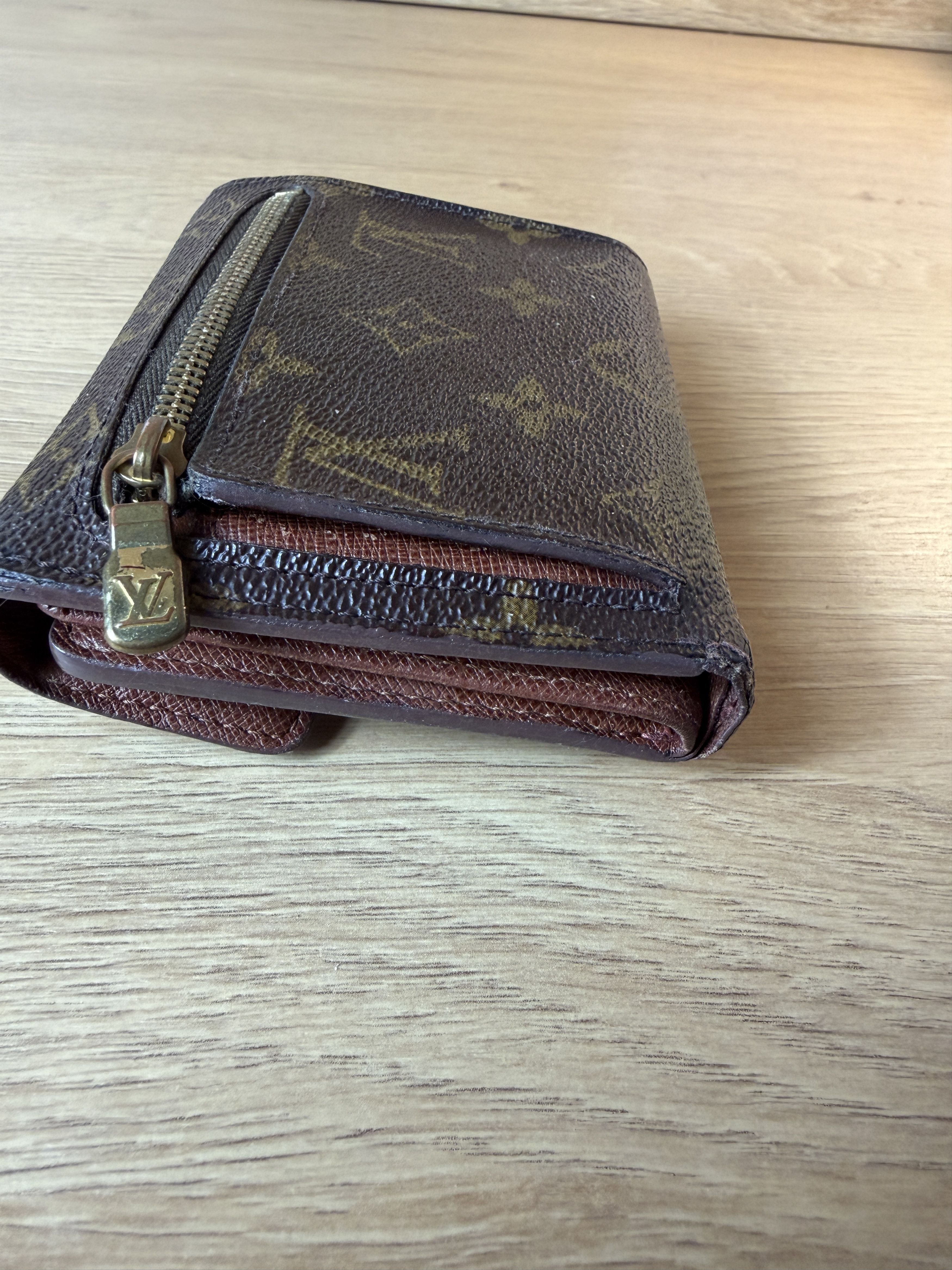 Louis Vuitton vintage louis vuitton wallet monogram Size ONE SIZE - 12 Thumbnail