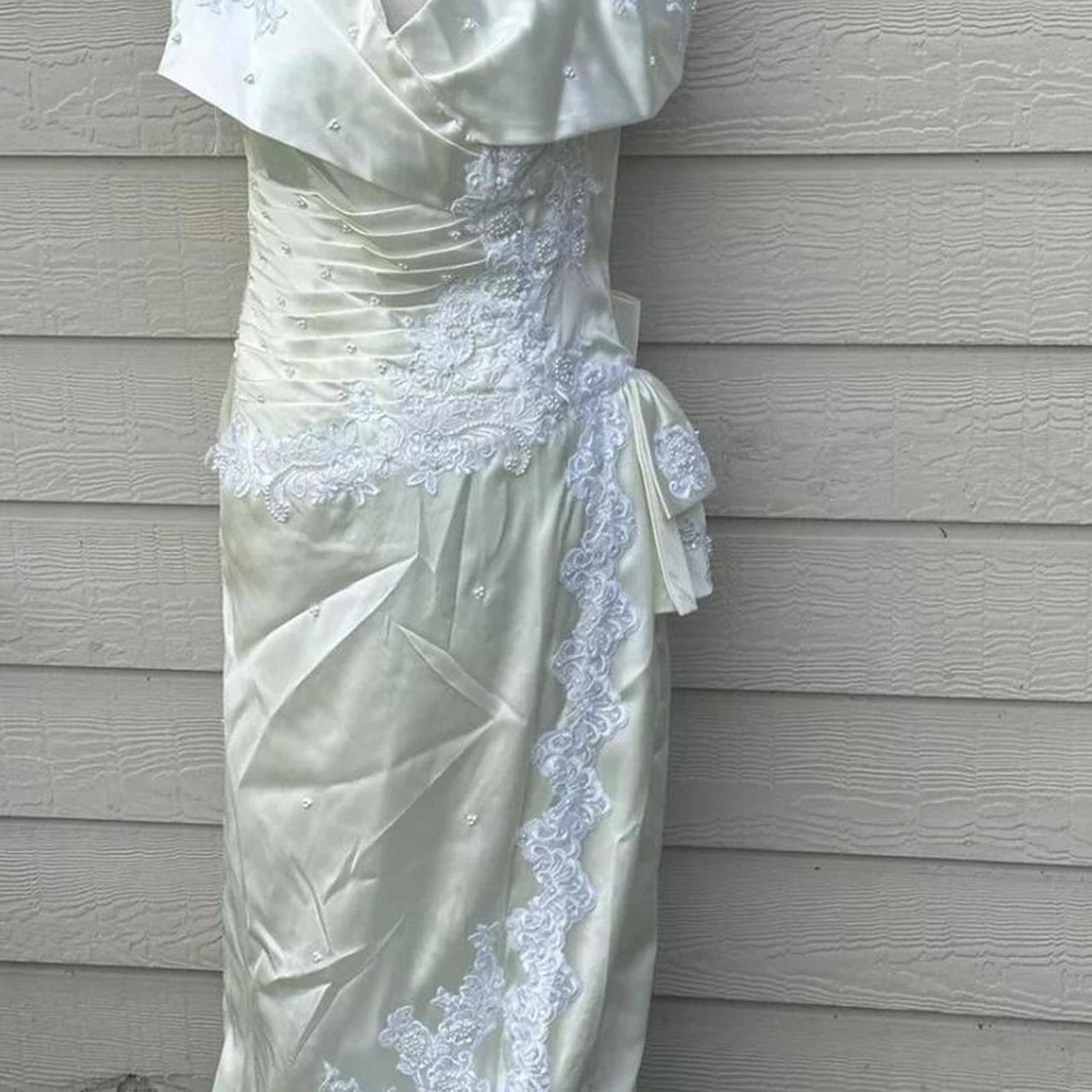 Other Cream and white vintage wedding dress Size S / US 4 / IT 40 - 4 Thumbnail