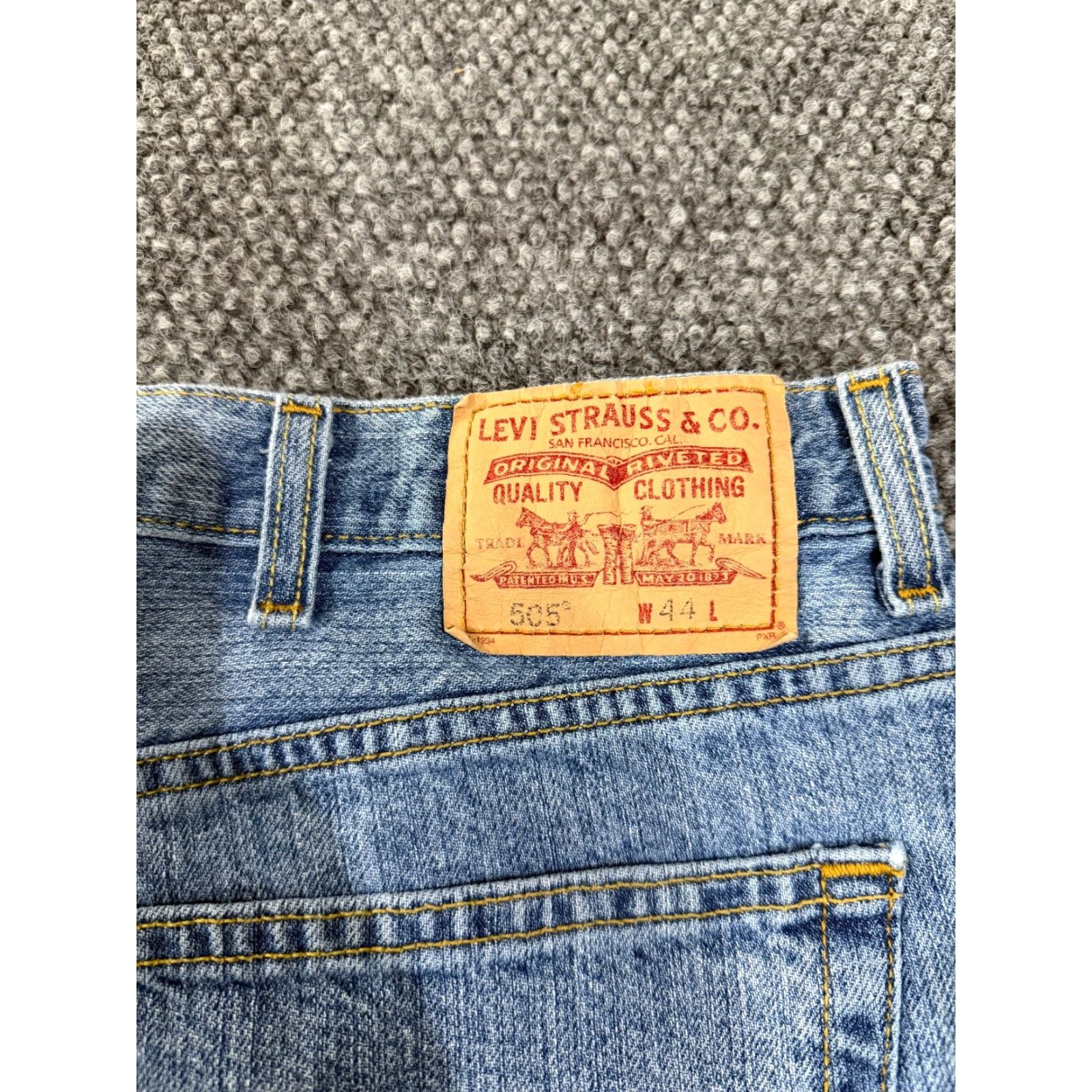 Levi's Levi's 505 Shorts Mens 44 Denim Blue Light Wash Casual 5-Pocket Army Camouflage Medium Wash Cotton Flat Front Regular Fit Pocketed Summer Spring Fall Size US 44 / EU 60 - 7 Thumbnail