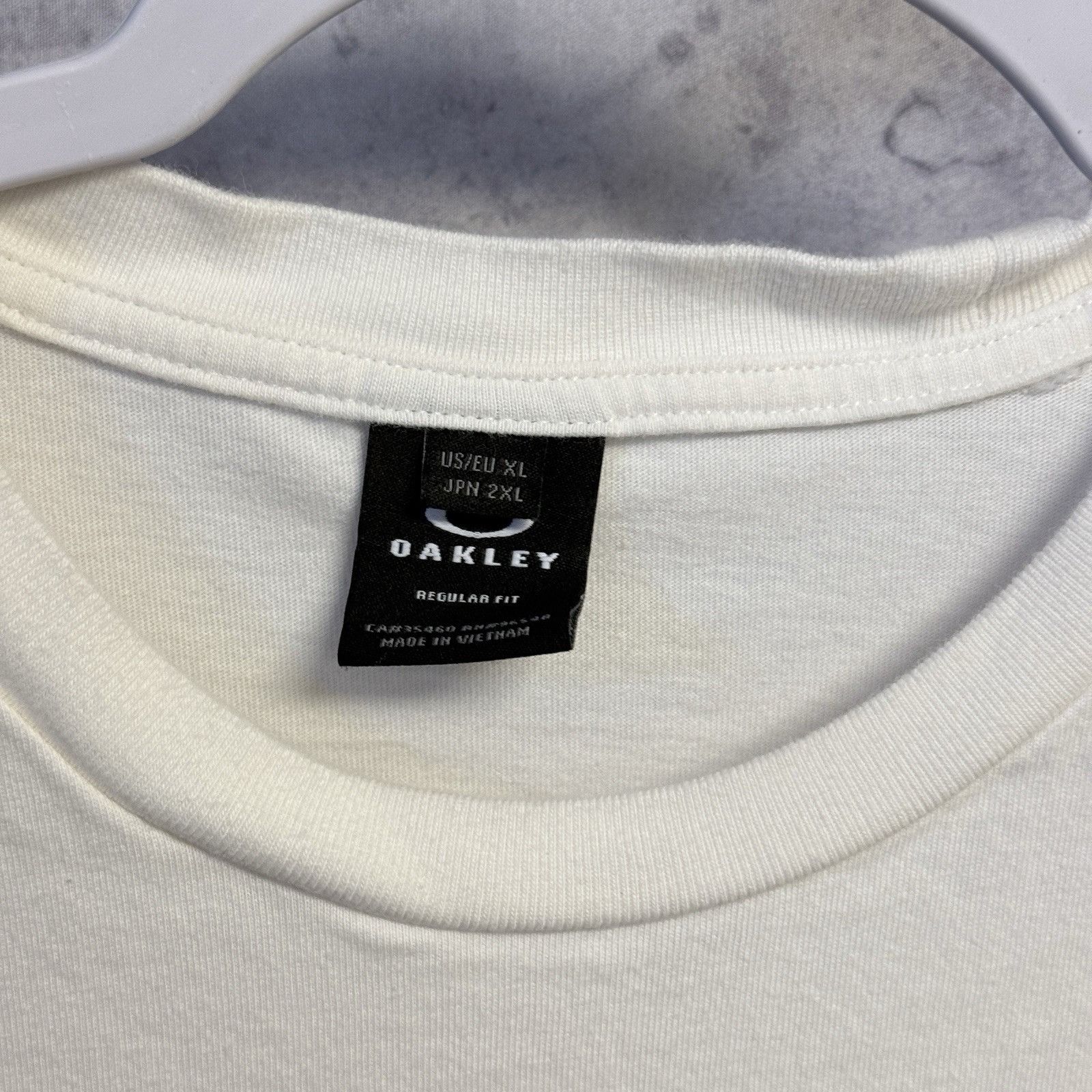 Oakley Oakley T Shirt Mens XL White Short Sleeve Streetwear Softwar Size US XL / EU 56 / 4 - 4 Thumbnail