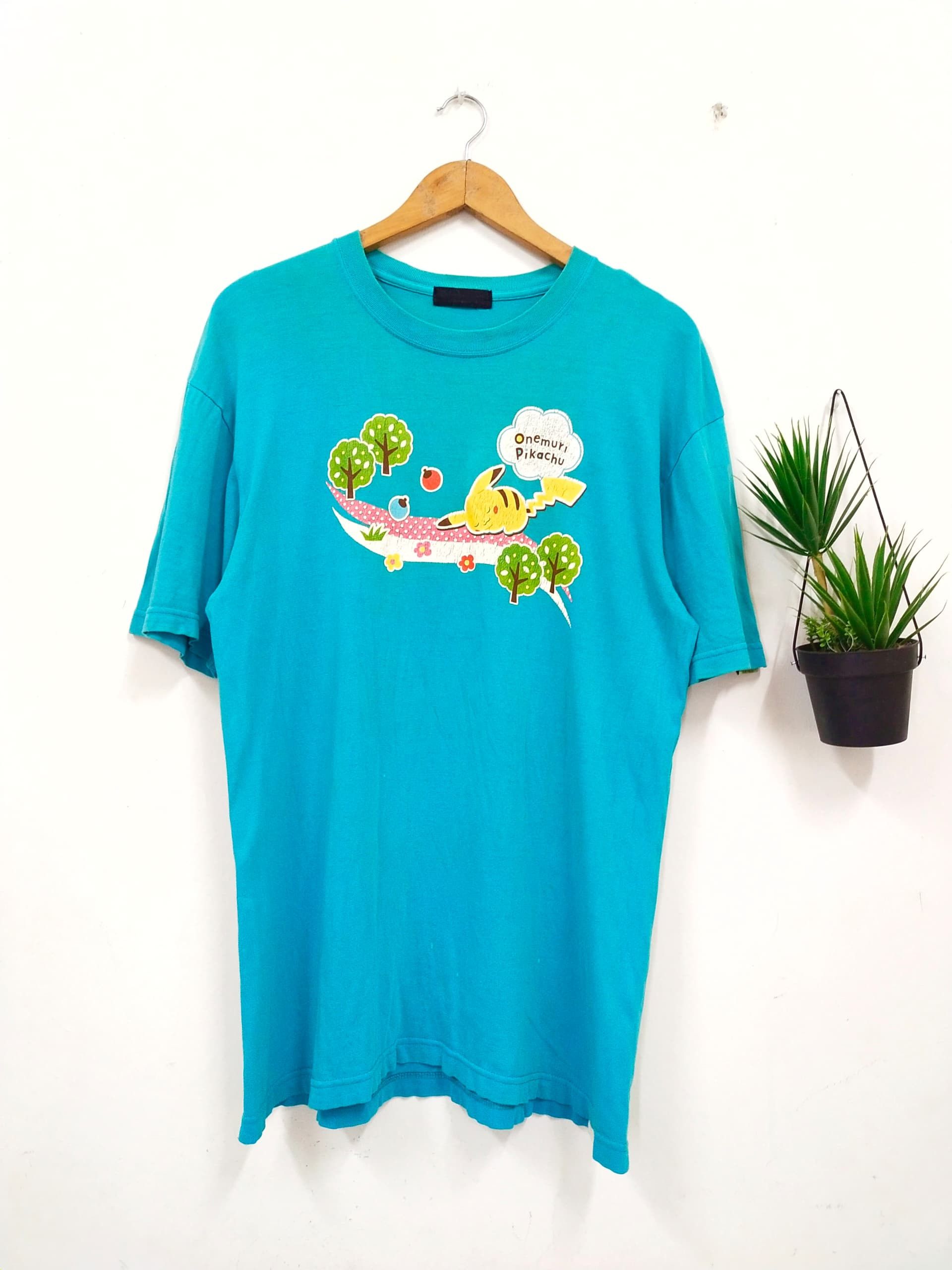Vintage Pokemon pocket monster animation pikachu tee
