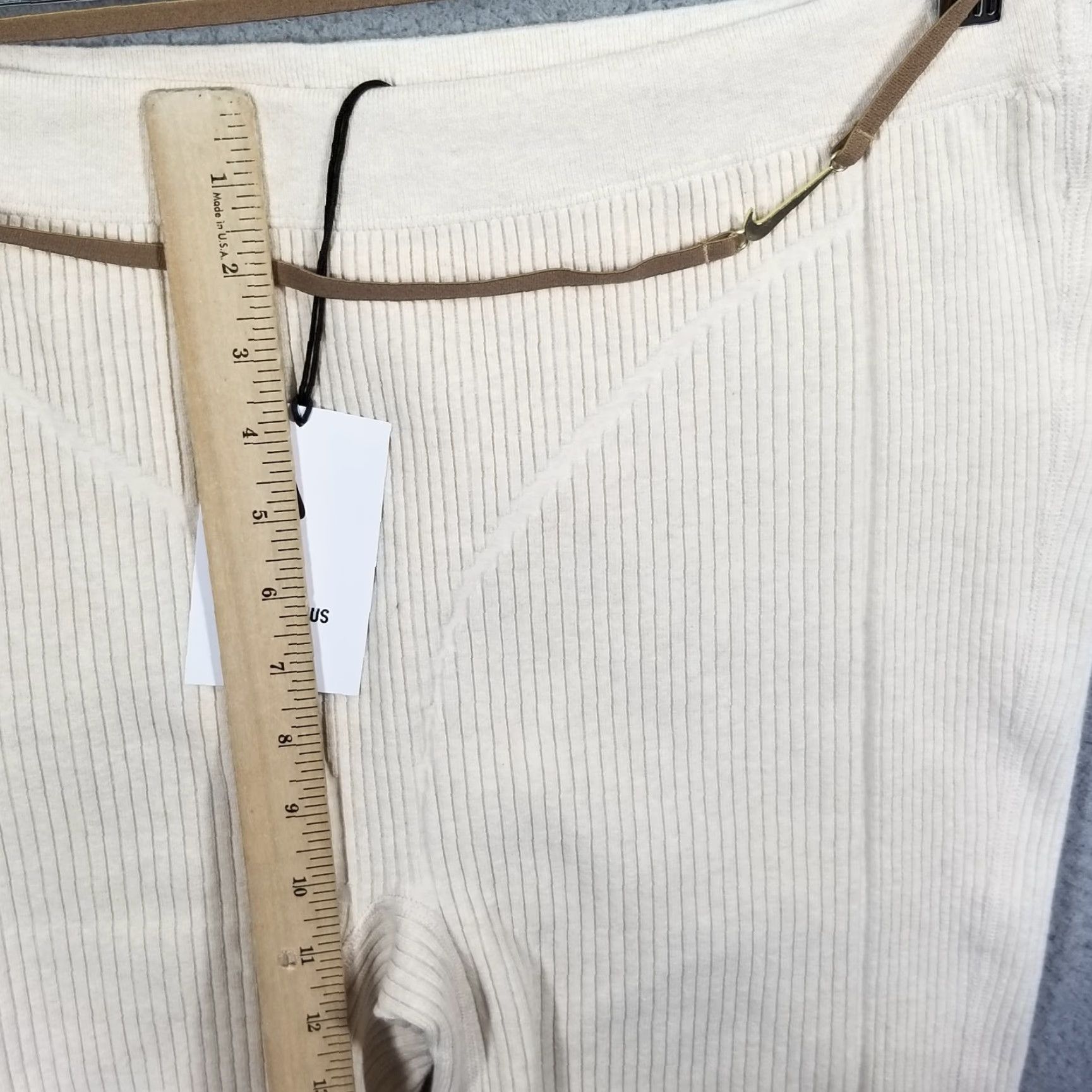 Nike Nike Jacquemus x Jacquemus X Women's Shorts XL DN3217-219 Pearl White Sexy NWT 10 Football? Size 40" / US 18 - 6 Thumbnail