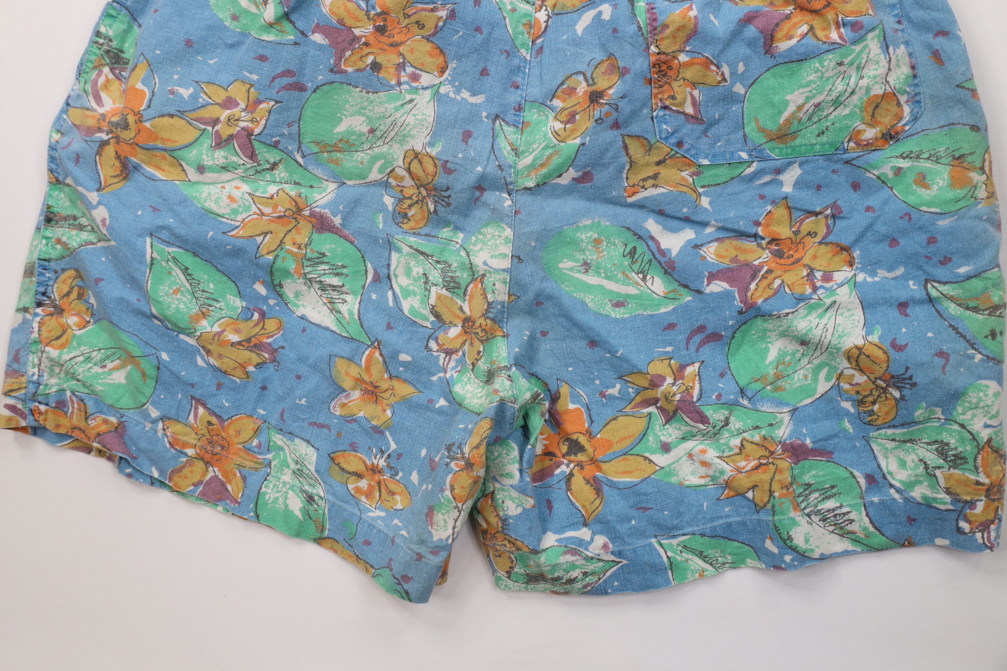 Vintage Vintage 90s Streetwear Above Knee Flower All Over Shorts Size US 34 / EU 50 - 11 Thumbnail