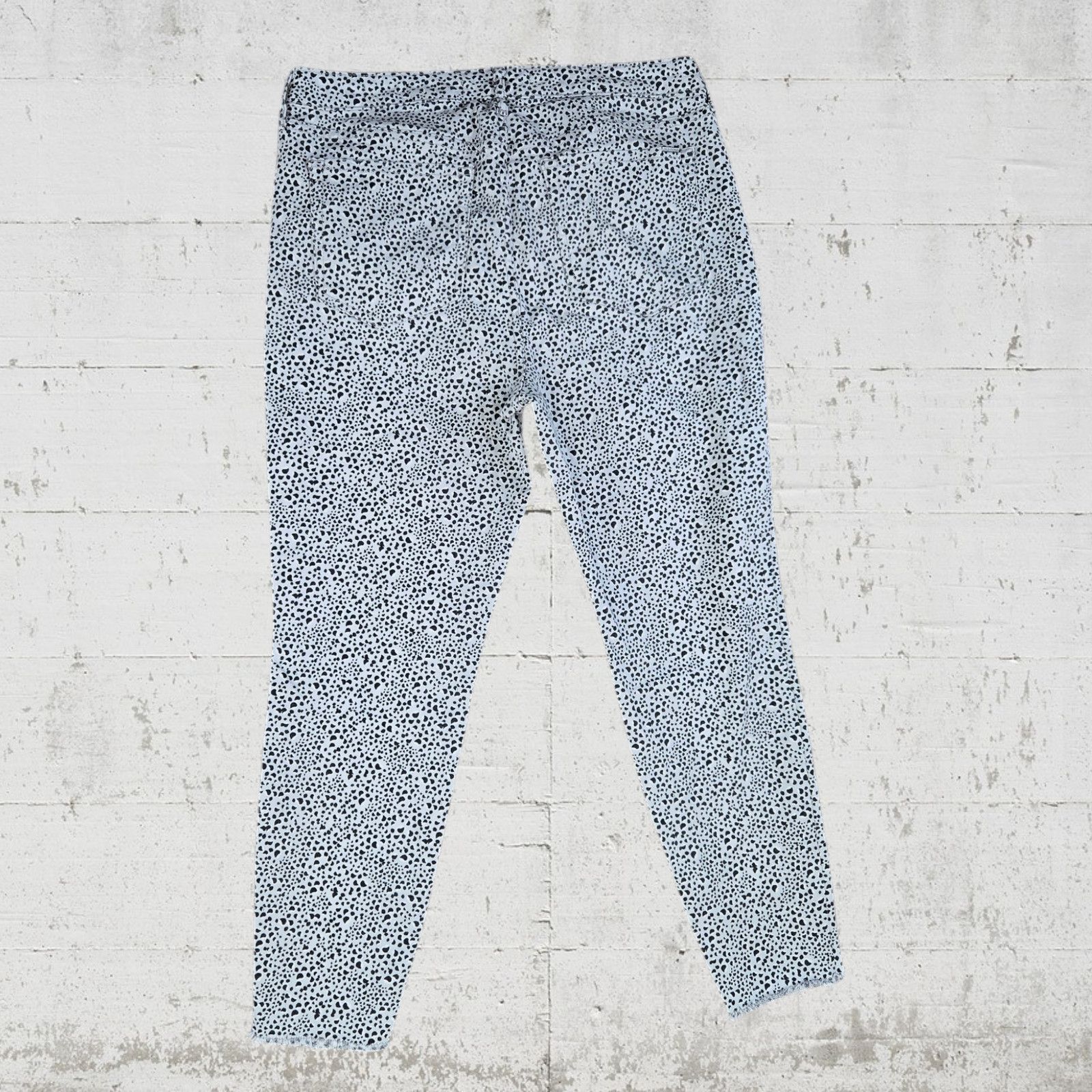 Other Ella Moss Gray Animal Print Skinny Jeans Size 32 Size 32" / US 10 / IT 46 - 10 Thumbnail