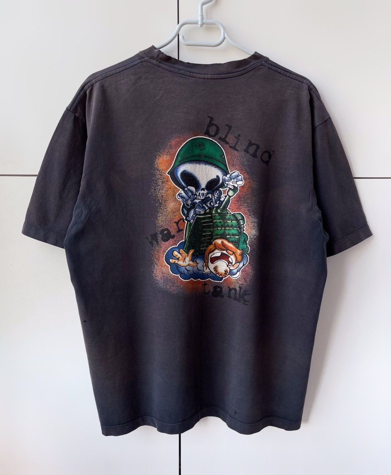 Girl Skateboards × Hook-Ups × Vintage VINTAGE TRASHED TEE BLIND SKATEBOARDS 90’S FADED Size US L / EU 52-54 / 3 - 1 Thumbnail