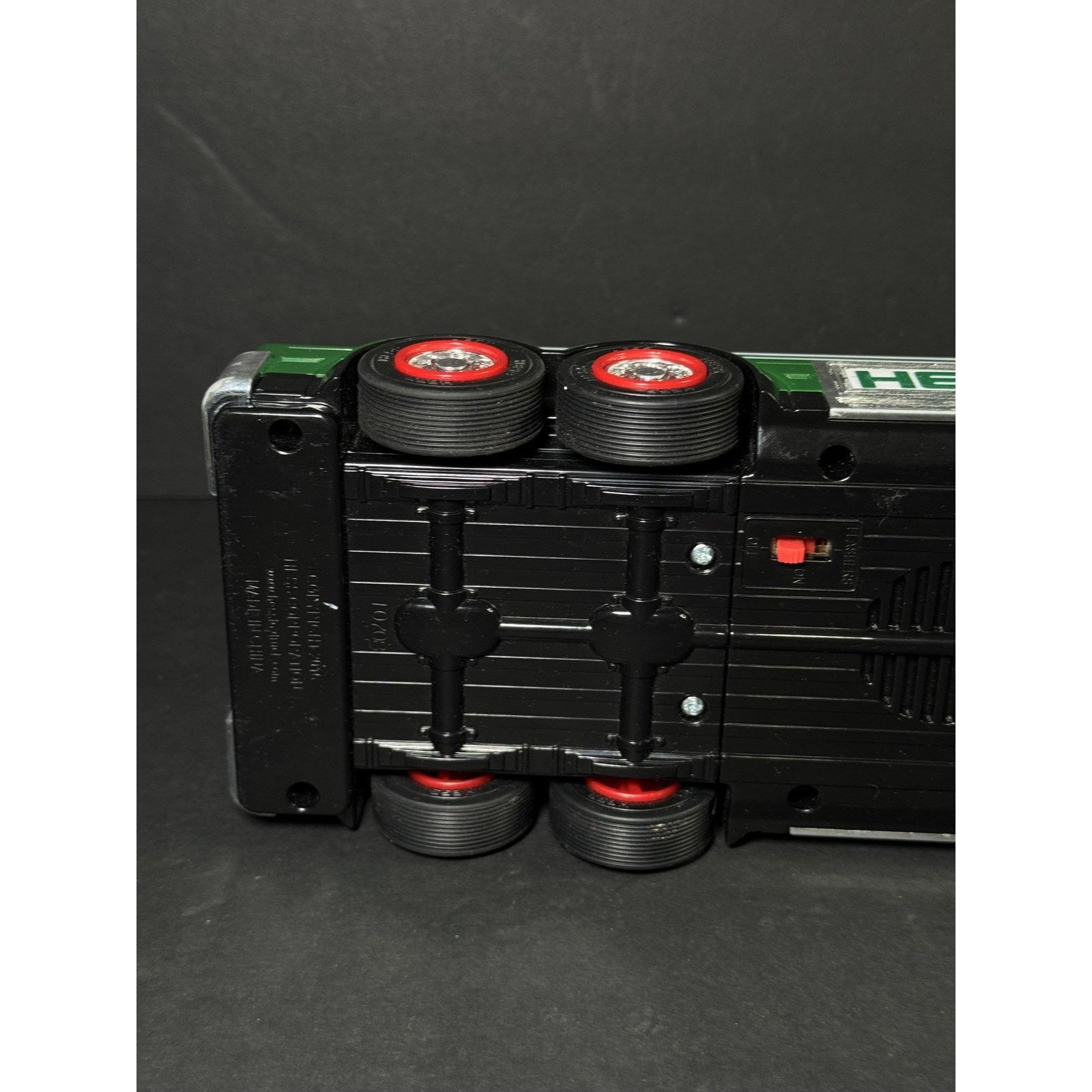 & Other Stories HESS 2016 COLLECTIBLE FLAT BED TRUCK HAULER lights & sounds Size ONE SIZE - 8 Thumbnail
