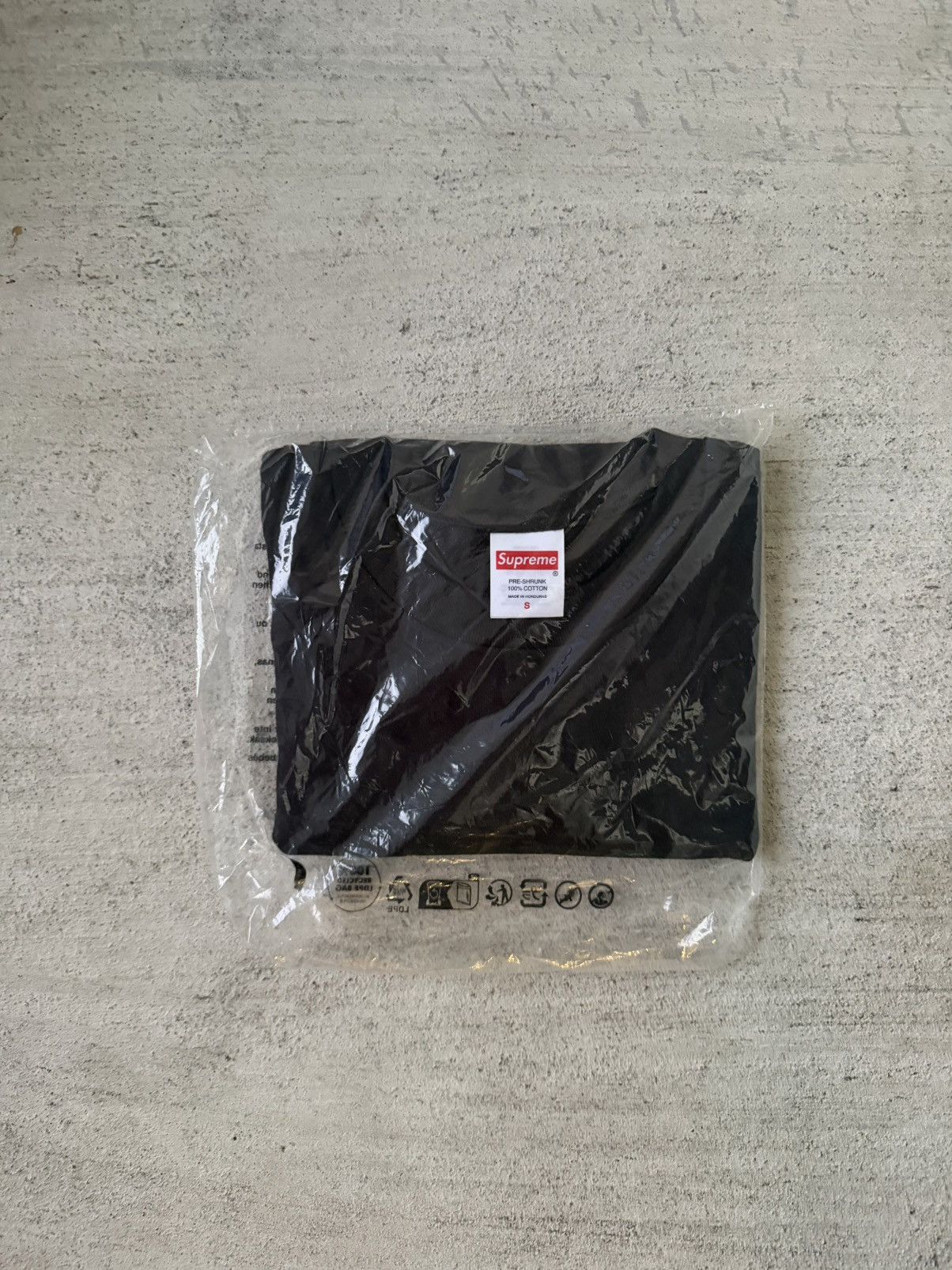Supreme Supreme Black Arabic Box Logo Graphic Tee SS 2026 Size S Size US S / EU 44-46 / 1 - 2 Thumbnail