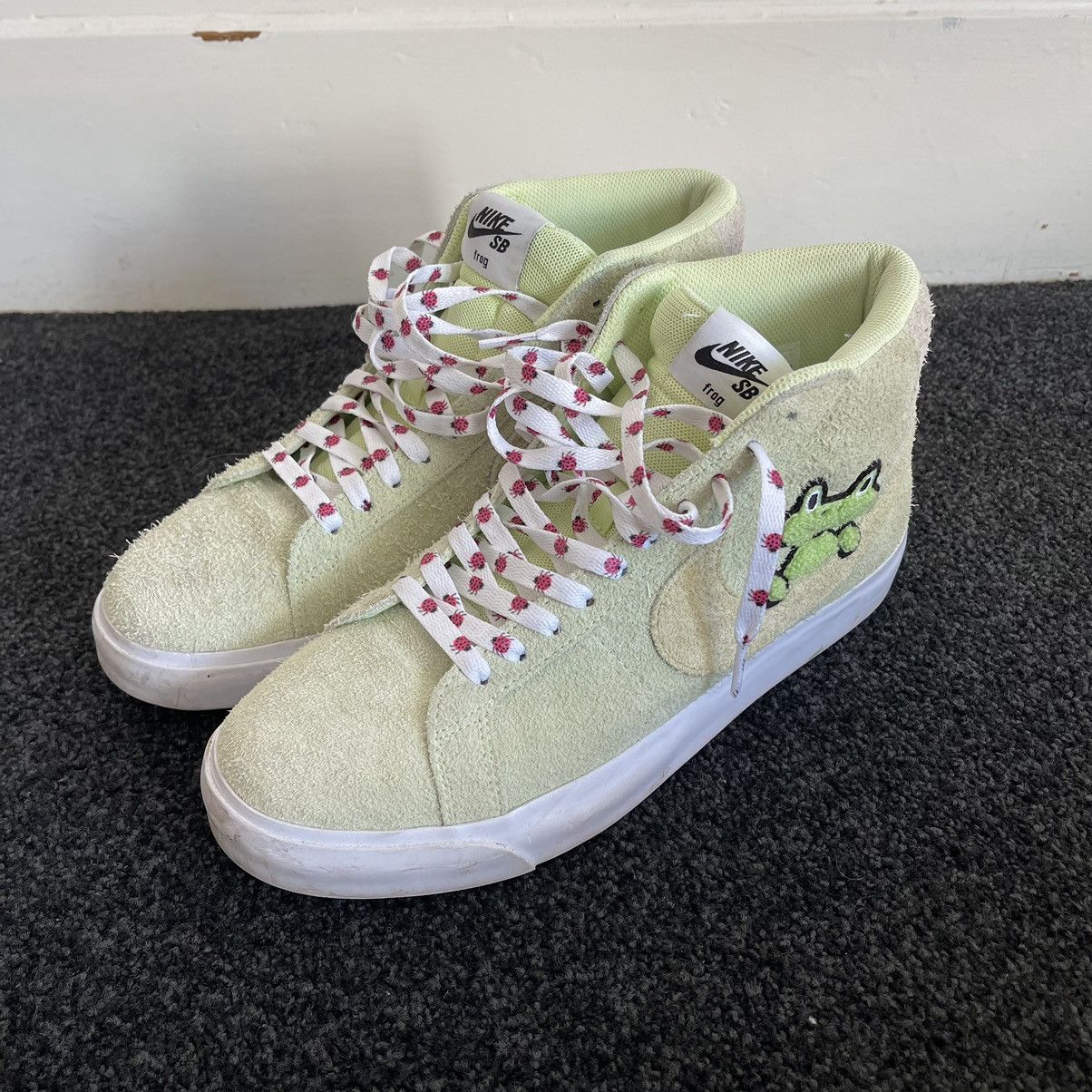 Frog Skateboards × Nike Nike SB x Frog Skateboards Zoom Blazer Mid Size US 9 / EU 42 - 2 Thumbnail