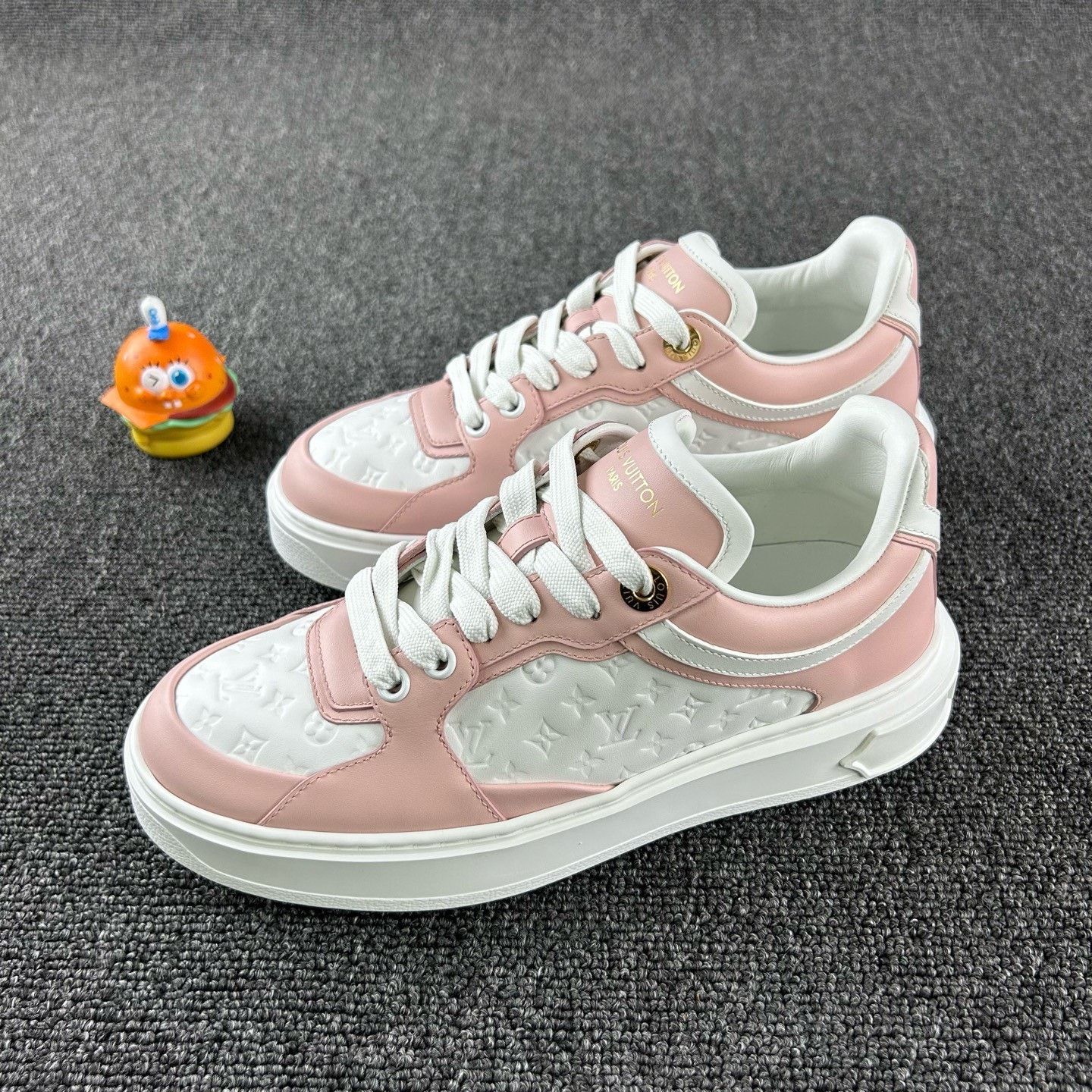 Louis Vuitton Louis Vuitton White Pink Embossed Platform Shoes Size US 5 / IT 35 - 1 Thumbnail