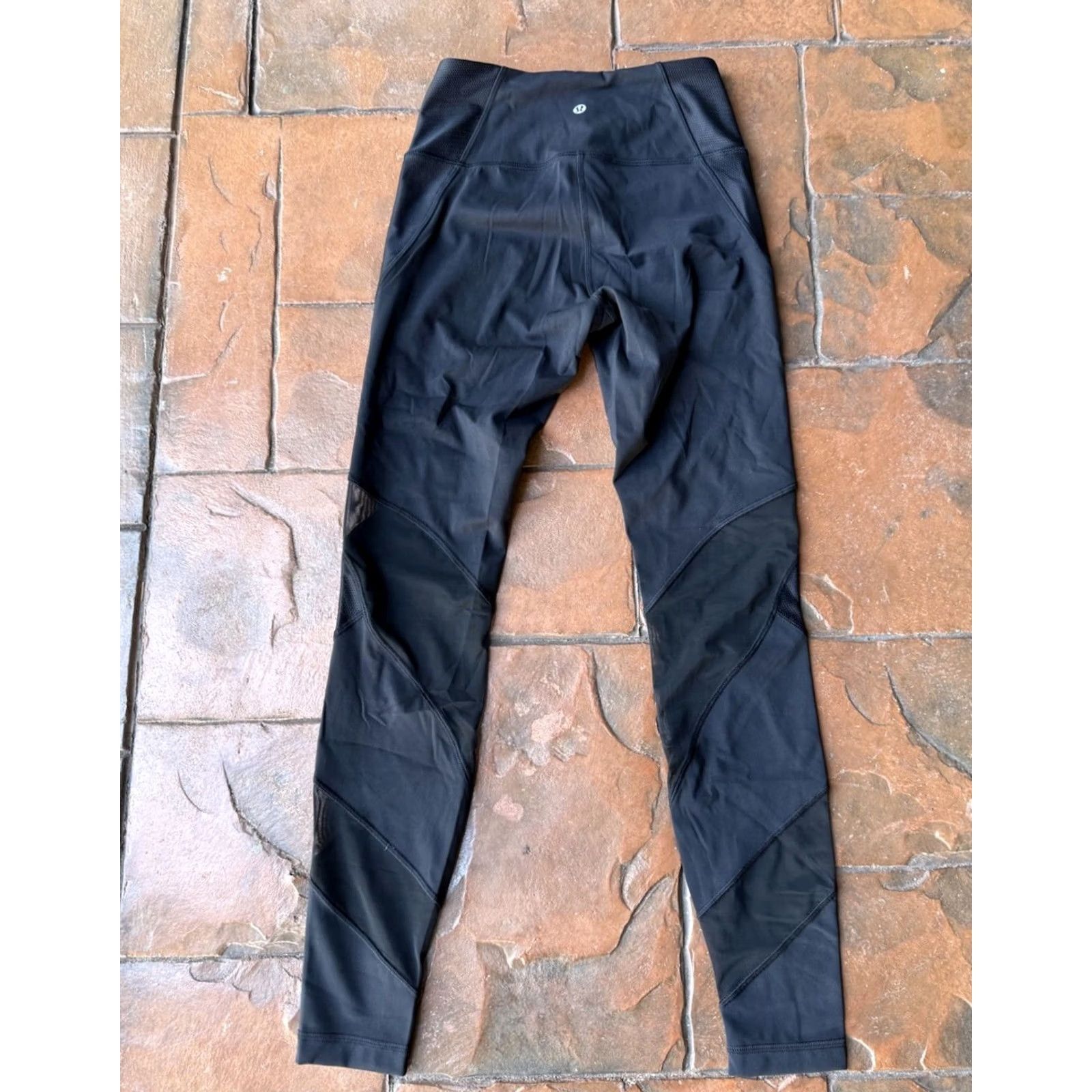 Lululemon Lululemon On Repeat Leggings Women’s 6 Black Athletic Size 28" / US 6 / IT 42 - 3 Thumbnail