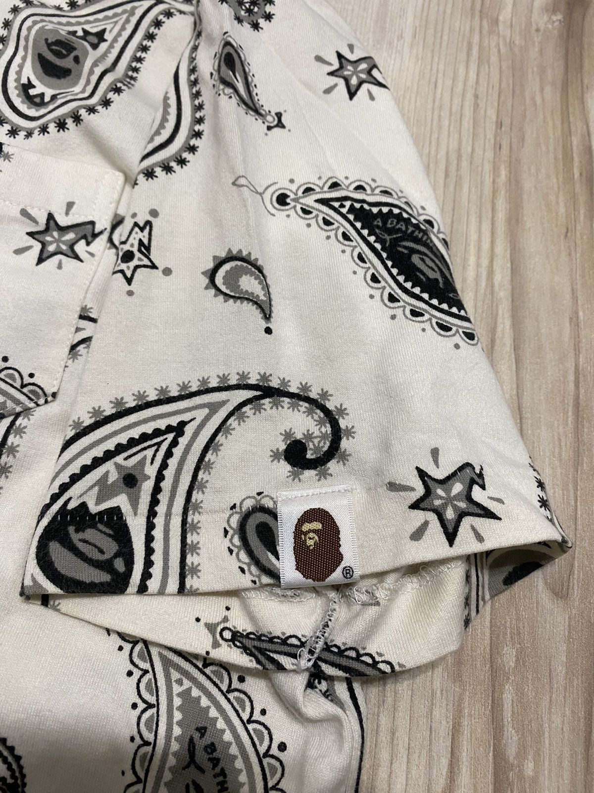 Bape Paisley Button Up S/S Shirt Size US M / EU 48-50 / 2 - 7 Thumbnail