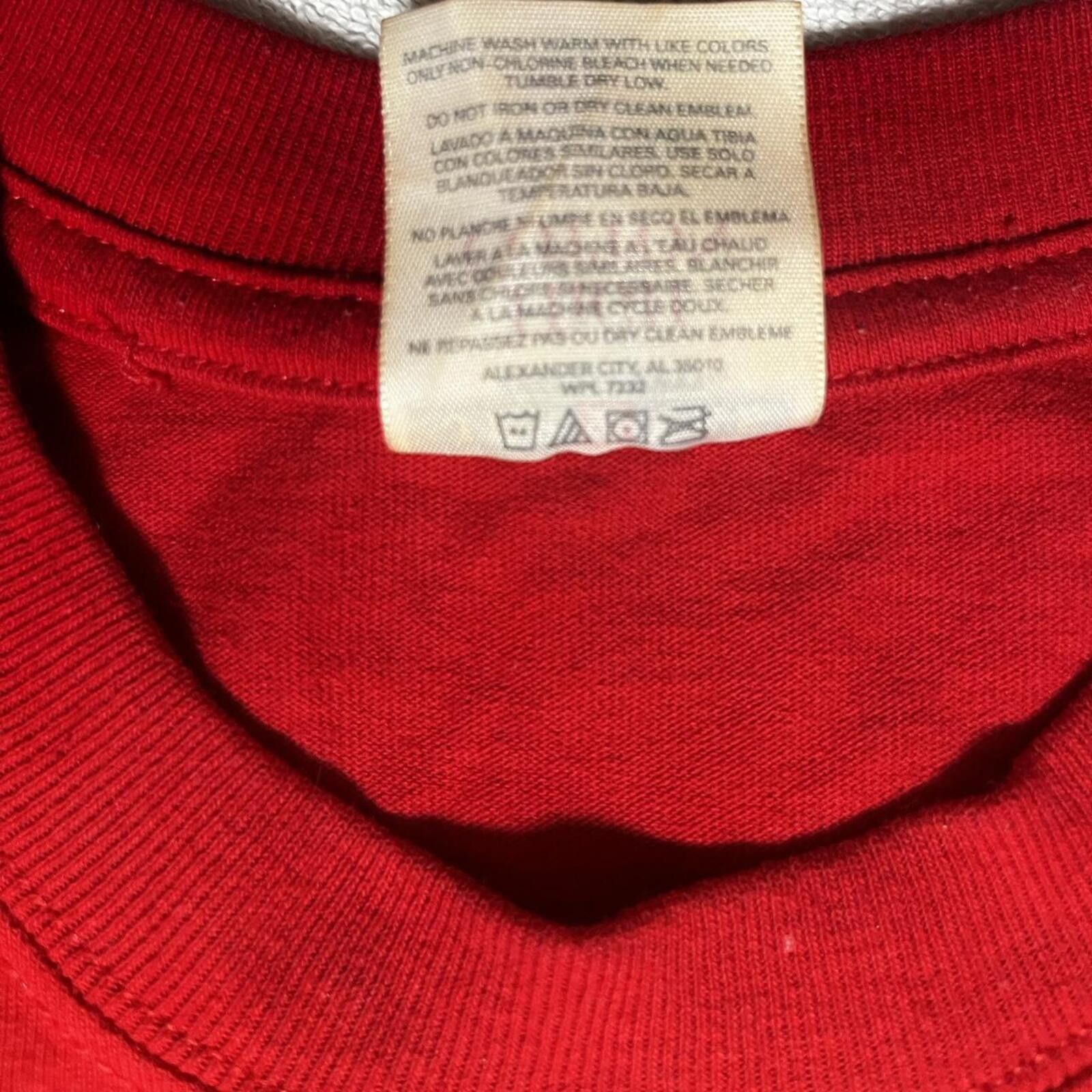 Gildan Vintage Children's Hospital Hand-in-Hand Graphic T-Shirt XL Size US L / EU 52-54 / 3 - 4 Thumbnail