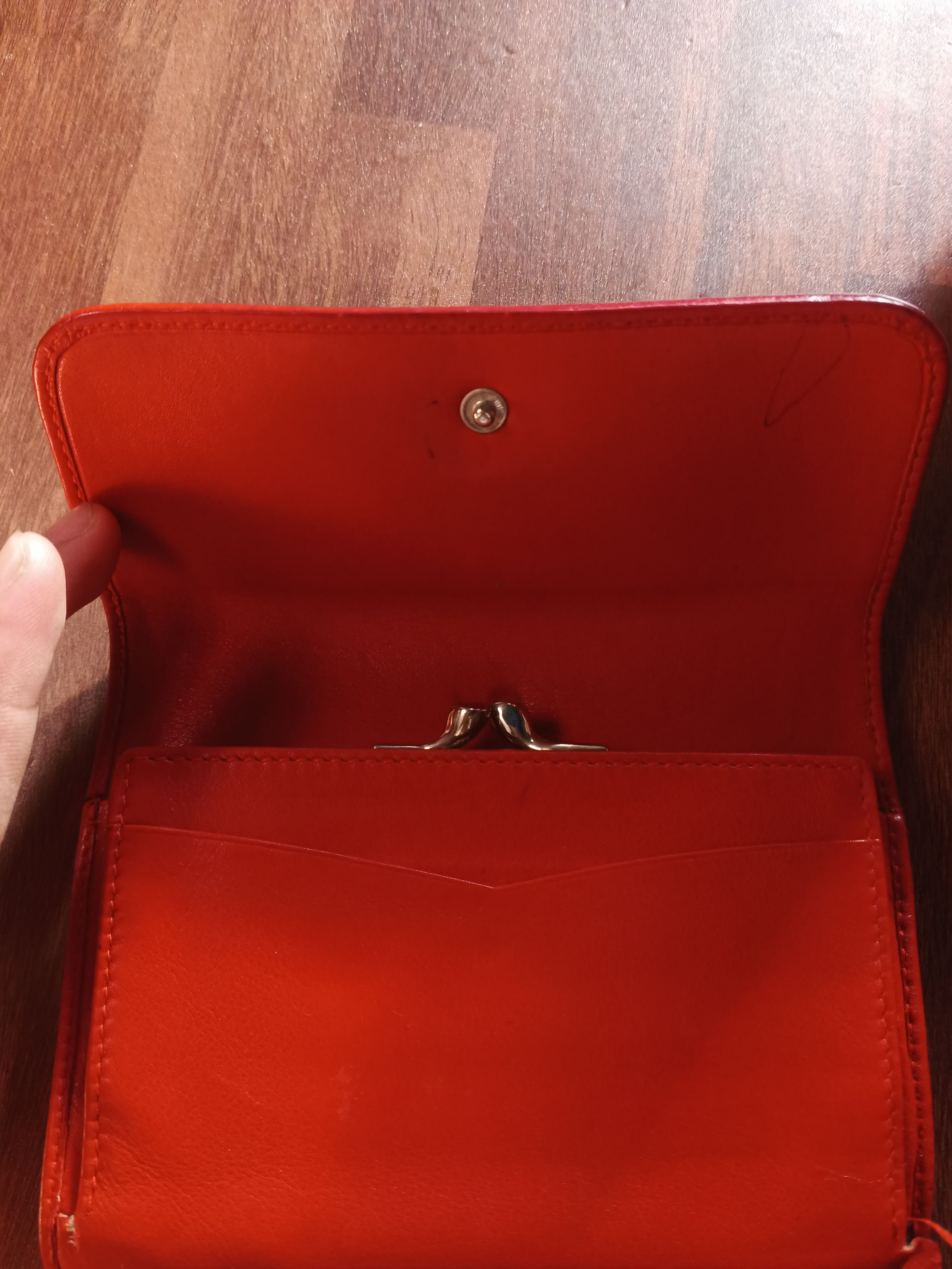 Gucci Vintage Gucci Horsebit Red Leather Wallet Size ONE SIZE - 5 Thumbnail