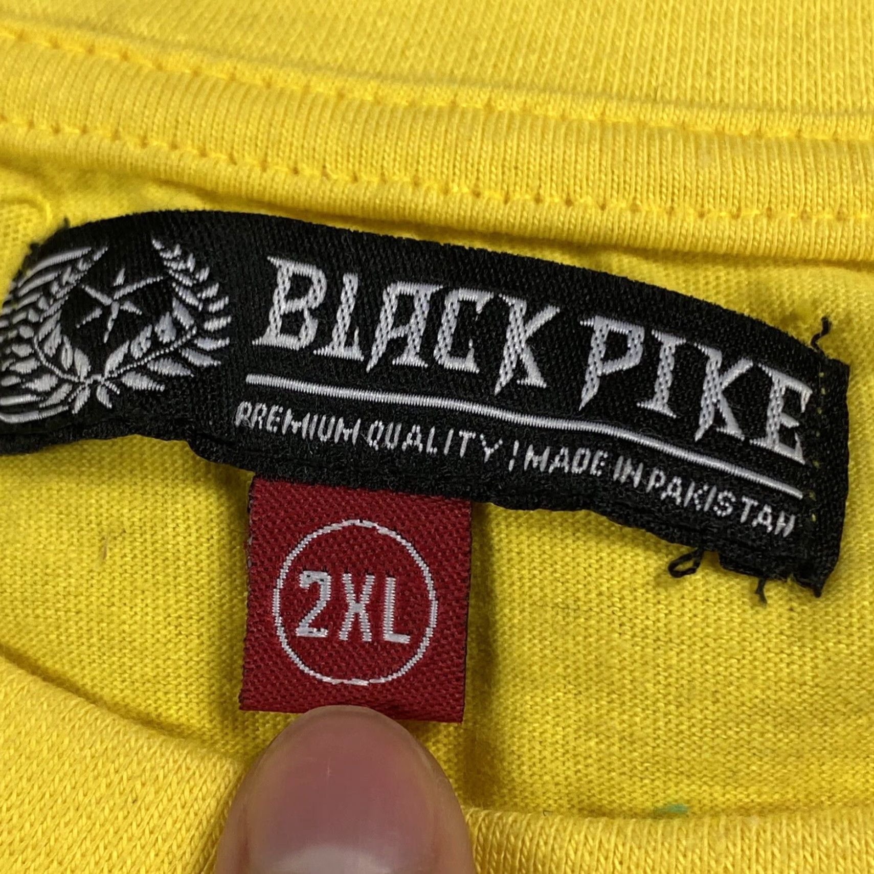 Vintage BLACK PIKE EMBROIDERED SAVAGE FLAMES YELLOW SKATE SHIRT 2XL MENS 90s Size US XXL / EU 58 / 5 - 3 Thumbnail