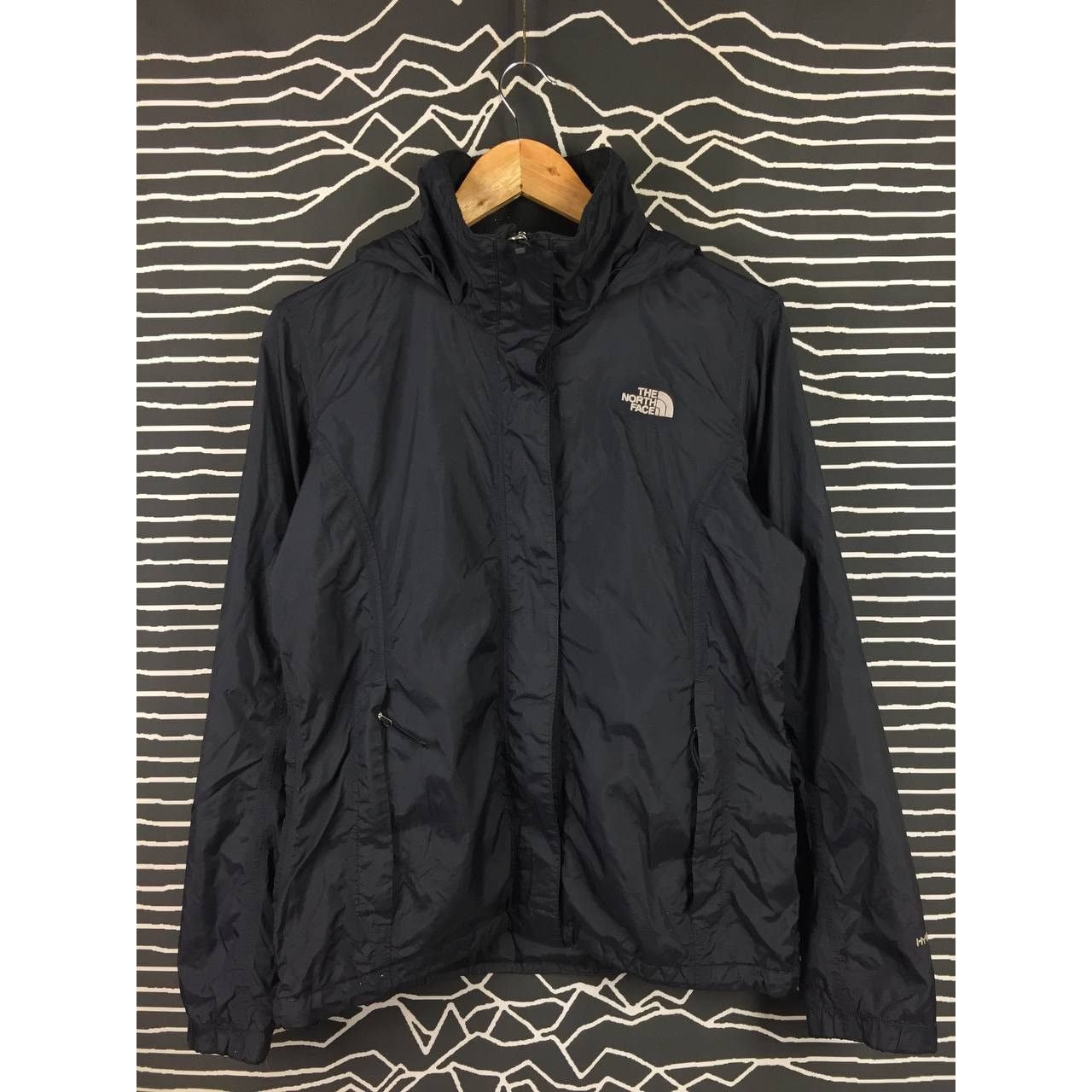 The North Face × Vintage The North Face Women's HyVent Outdoor Windbreaker Jacket Size M / US 6-8 / IT 42-44 - 1 Thumbnail
