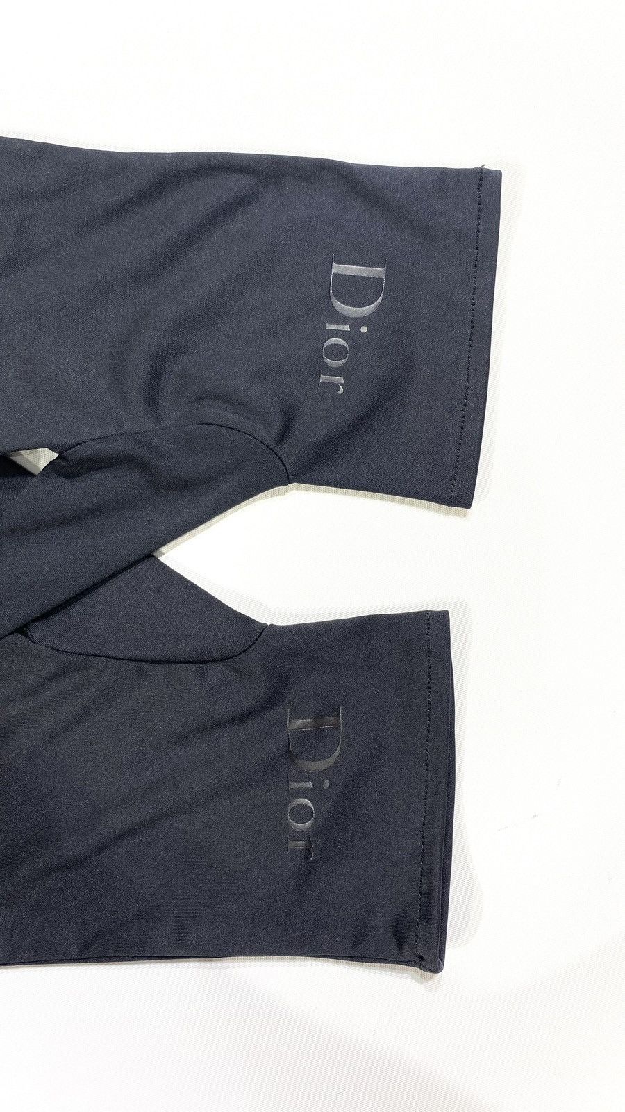 Club Sorayama × Dior Christian Dior X Hajime Sorayama Saddle Metal Pouch Limited Size ONE SIZE - 17 Thumbnail