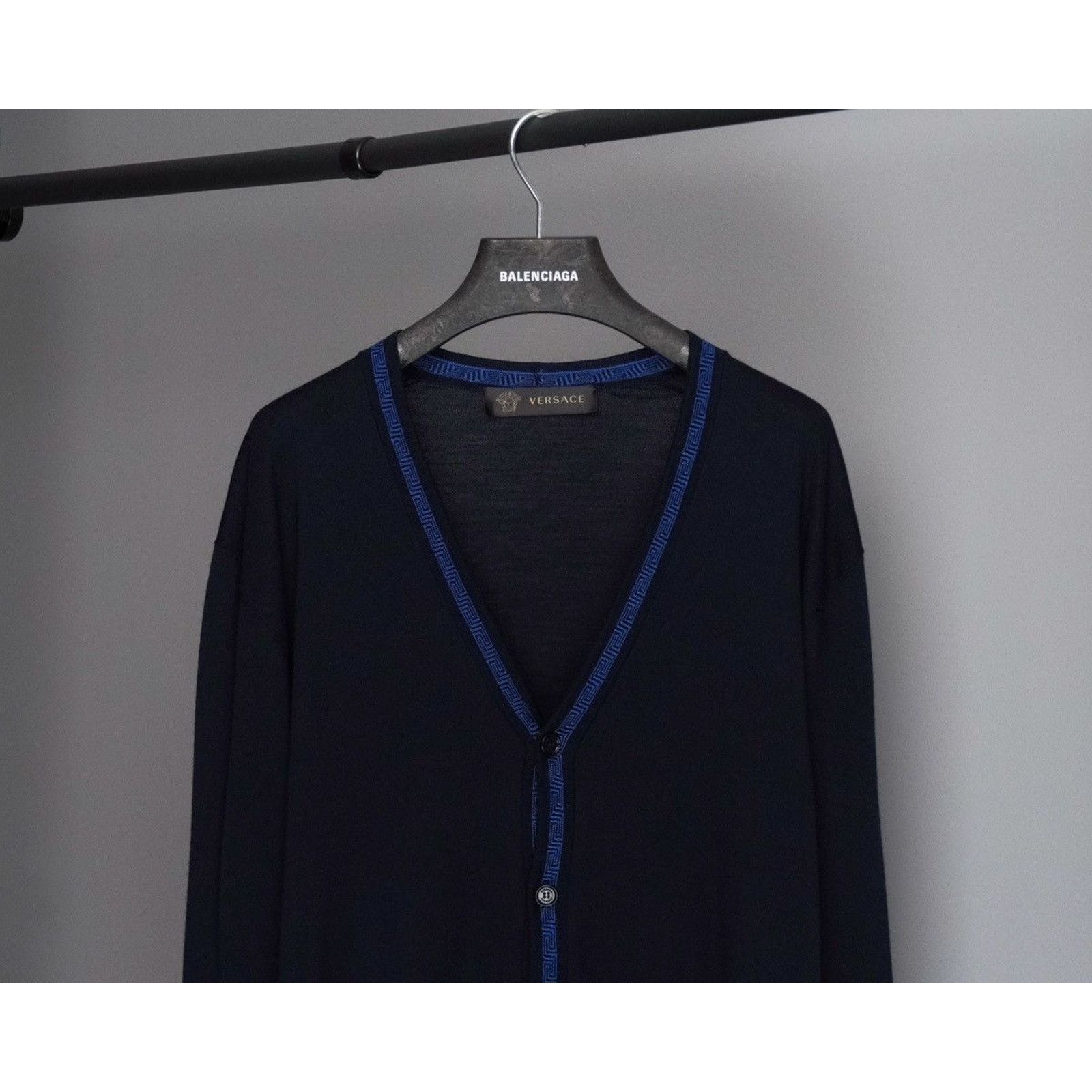 Versace Gianni versace medusa greca blue print cardigan sweater Size US M / EU 48-50 / 2 - 2 Thumbnail