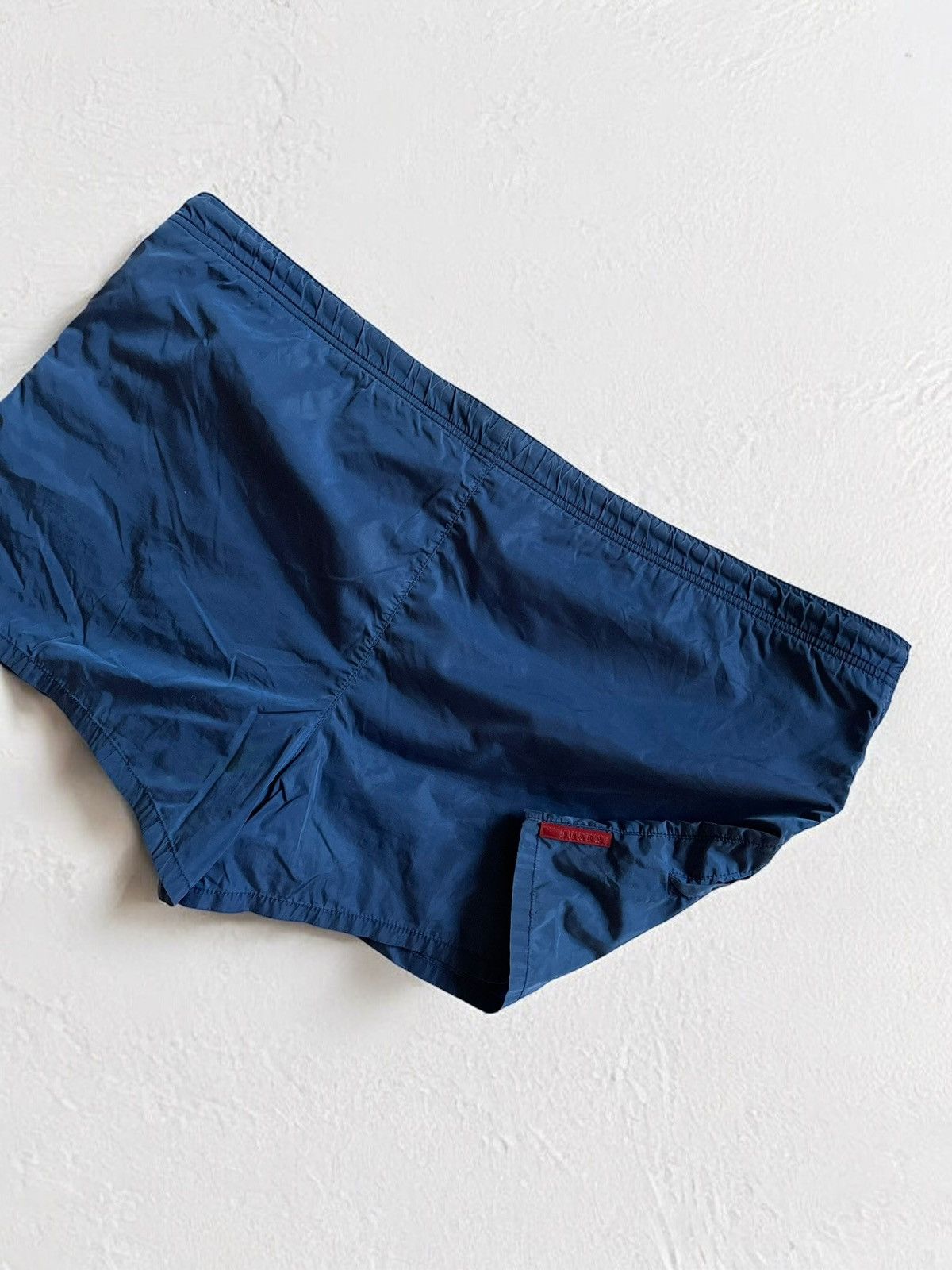 Designer × Prada OFFER!🫵🏻 PRADA RED TAB NYLON SHORTS VINTAGE ITALY Size US 34 / EU 50 - 5 Thumbnail
