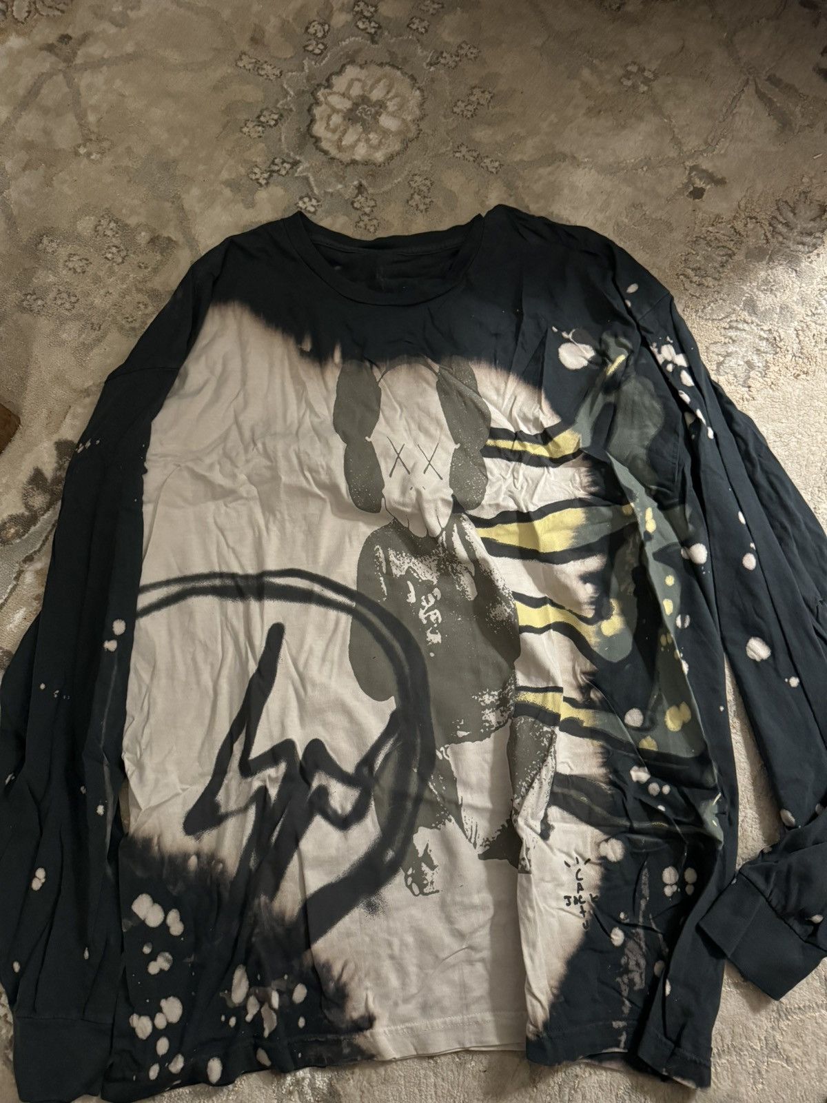Fragment Design × Kaws Kaws X Fragment Size US XXL / EU 58 / 5 - 1 Thumbnail