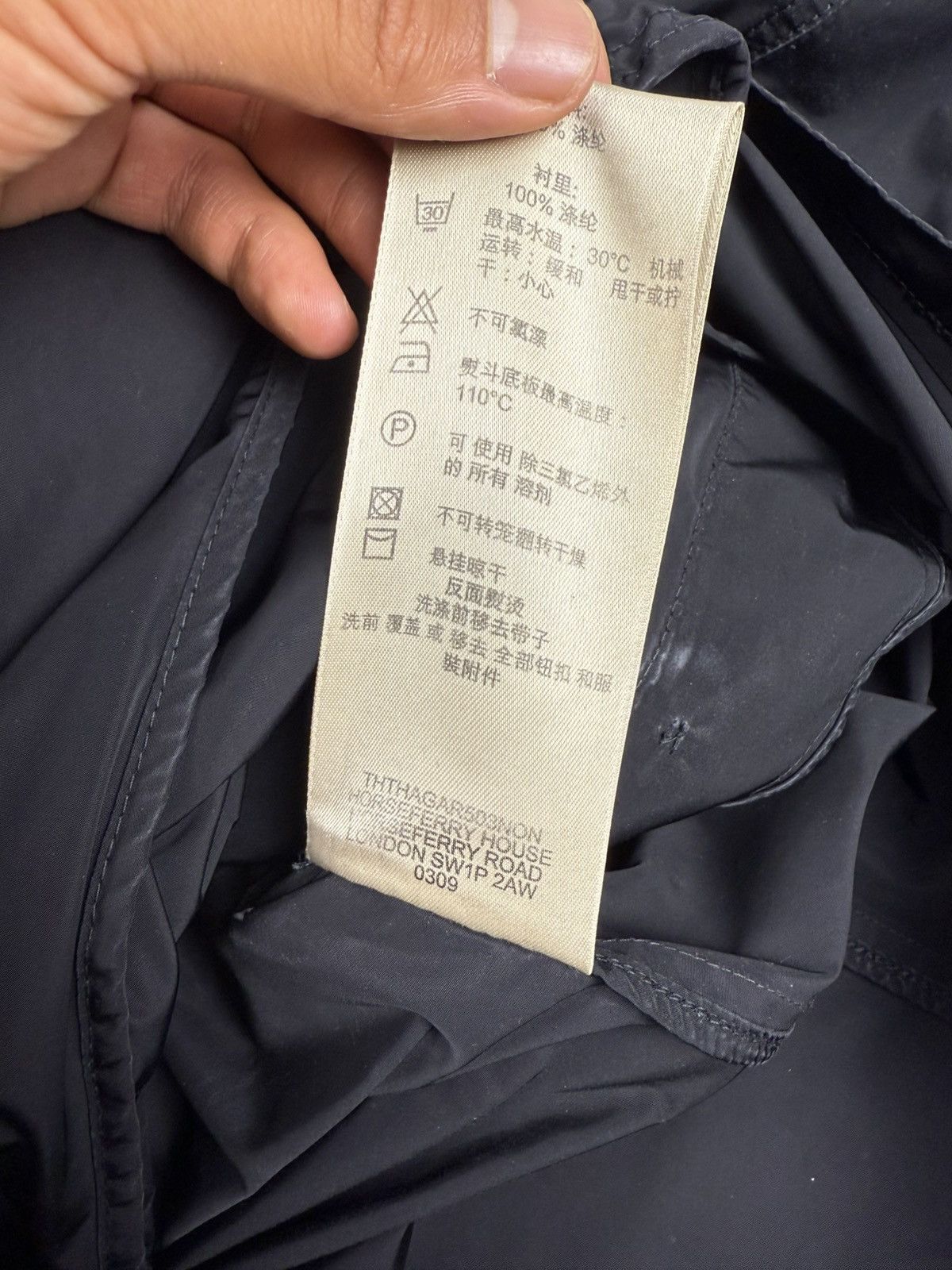 Burberry Burberry trench coat kensington iconic black model novacheck Size US L / EU 52-54 / 3 - 10 Thumbnail