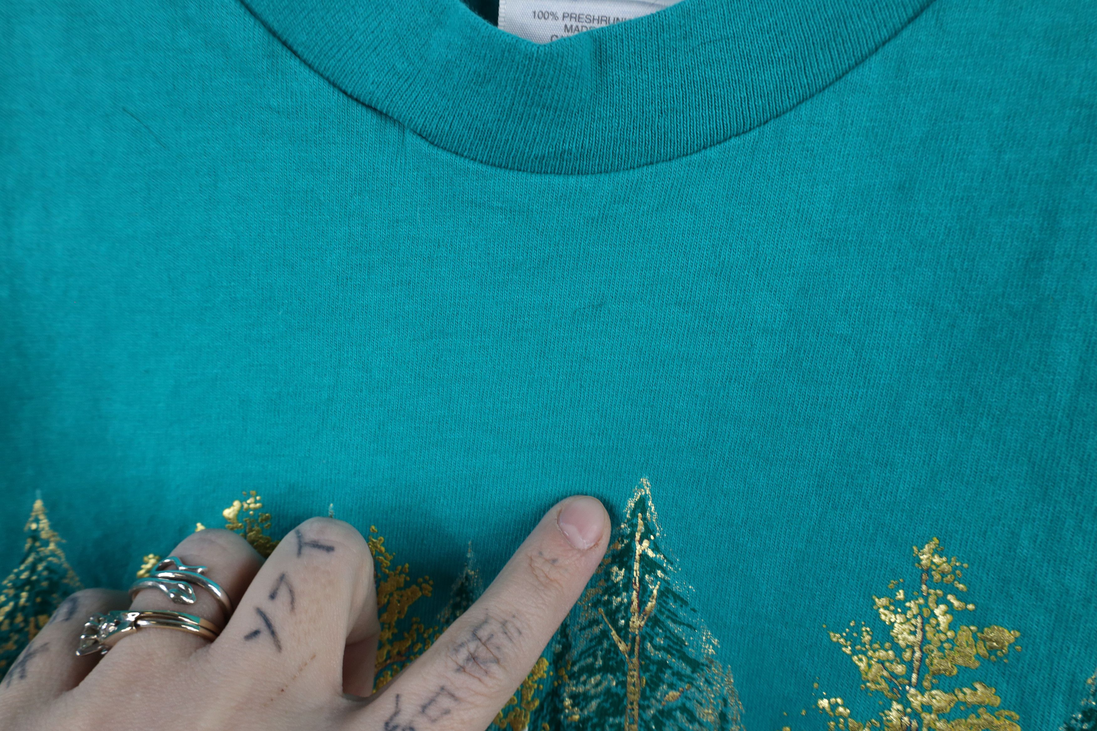 Vintage Vintage 90s Streetwear Spell Out Alaska Trees T-Shirt USA Size M / US 6-8 / IT 42-44 - 7 Thumbnail