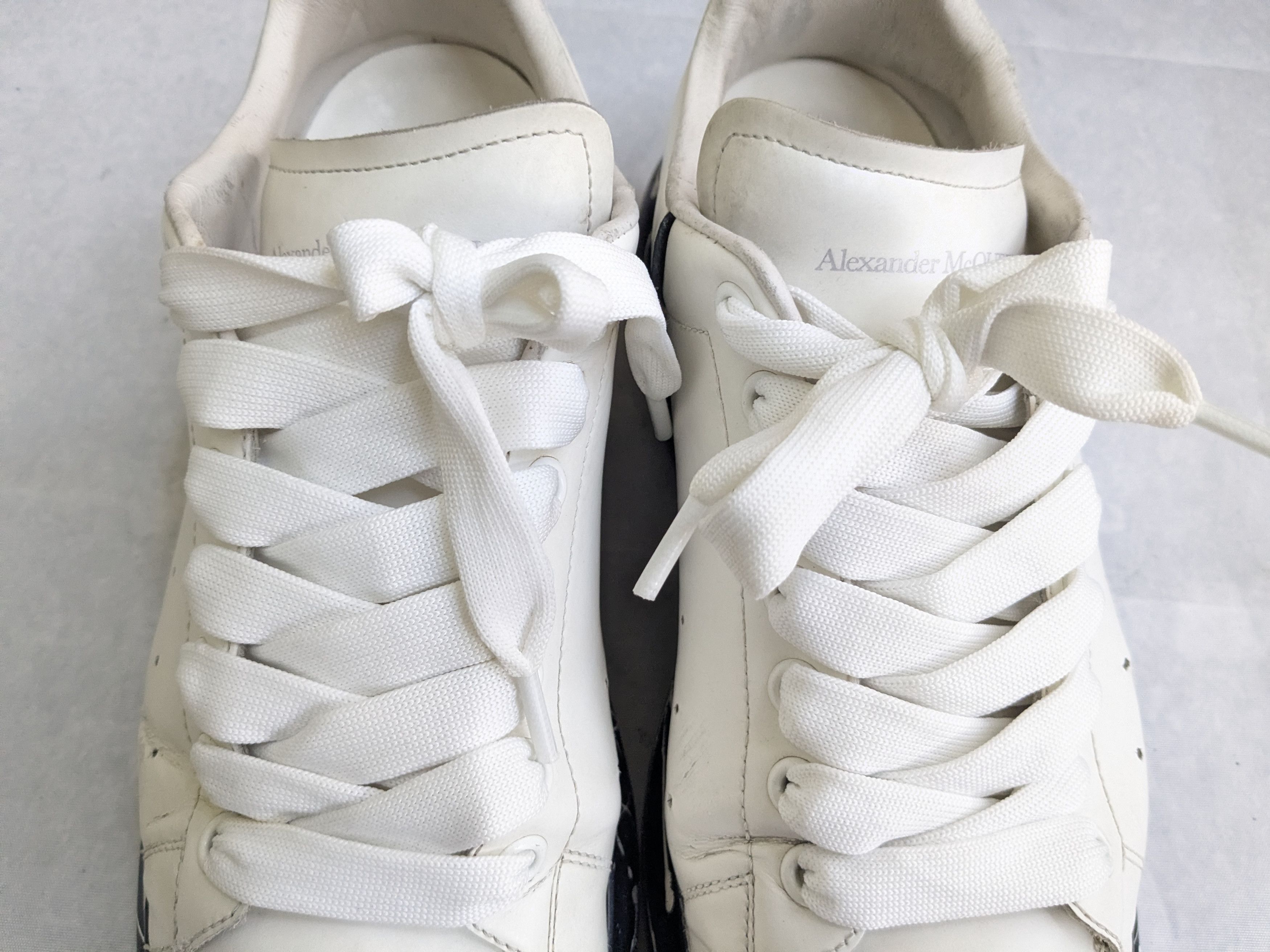 Alexander McQueen alexander mcqueen oversized sneaker Larry White 11 44 Size US 11 / EU 44 - 5 Thumbnail
