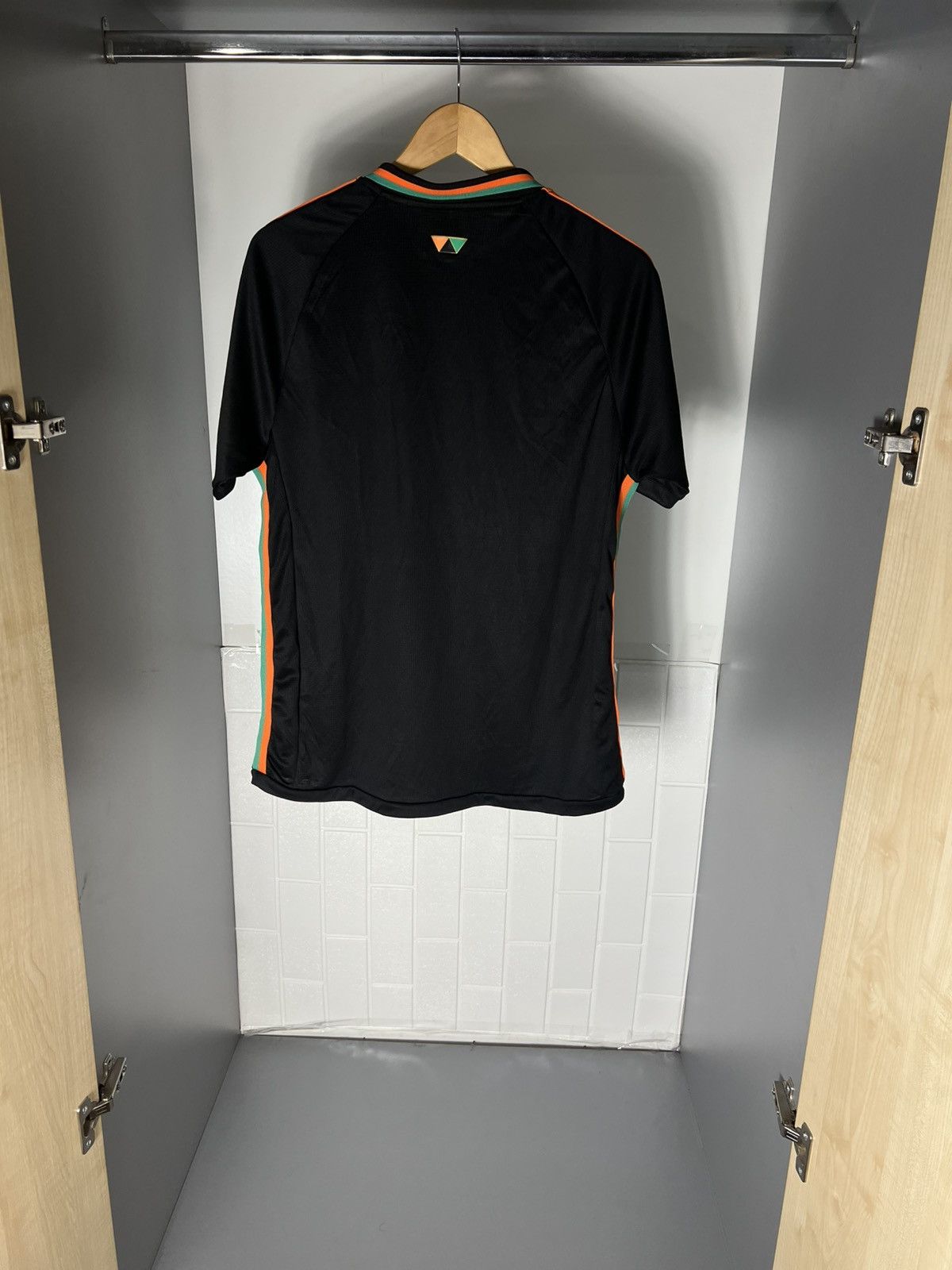 Kappa VINTAGE KAPPA FC VENEZIA ITALY SOCCER JERSEY RETRO Y2K 90s Size US L / EU 52-54 / 3 - 15 Thumbnail