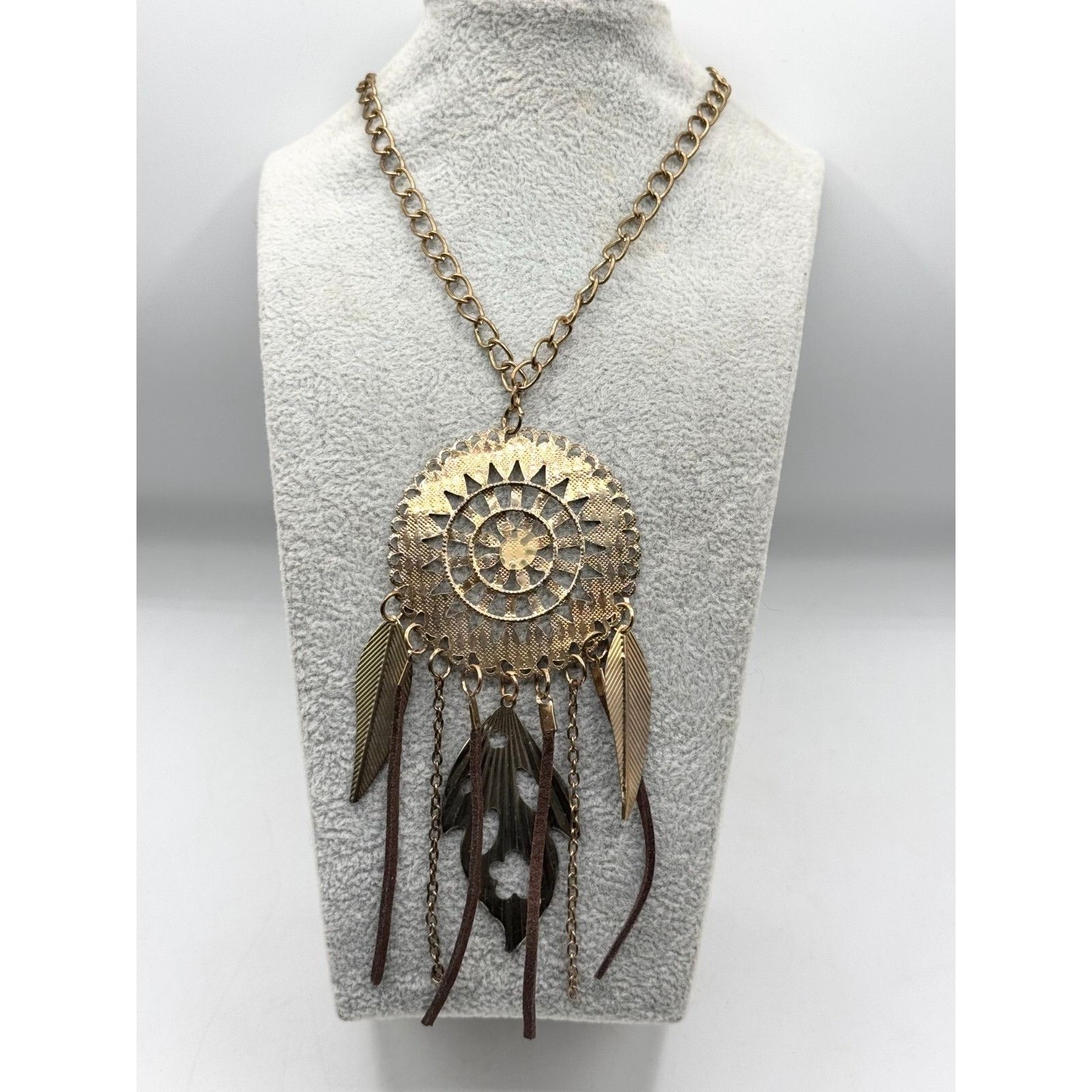 Vintage Dreamcatcher Filigree Feather Charm Necklace Size ONE SIZE - 5 Thumbnail