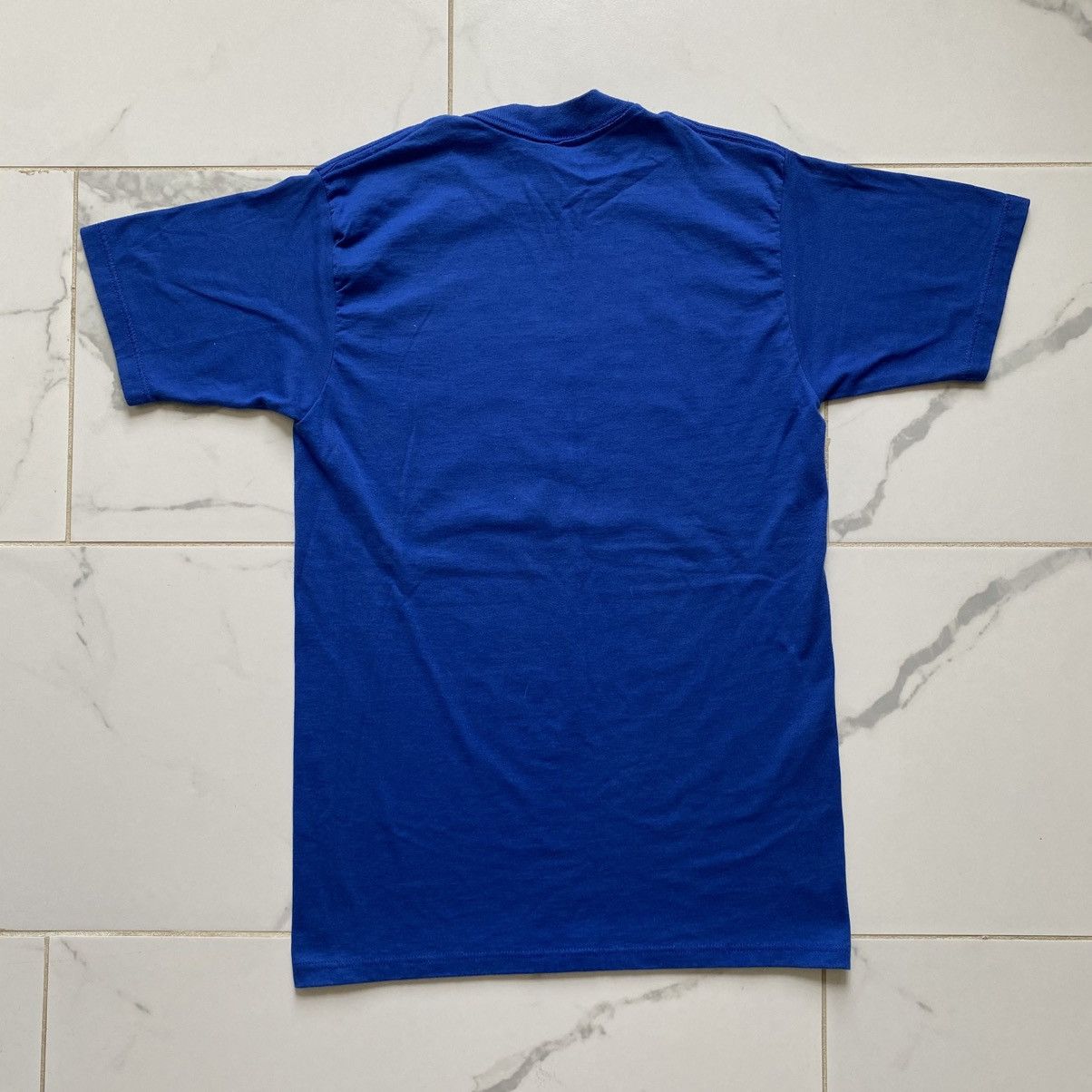 Vintage Vintage 1990s 90s Alcatraz Prison Psycho Ward Outpatient Tee Size US S / EU 44-46 / 1 - 2 Thumbnail