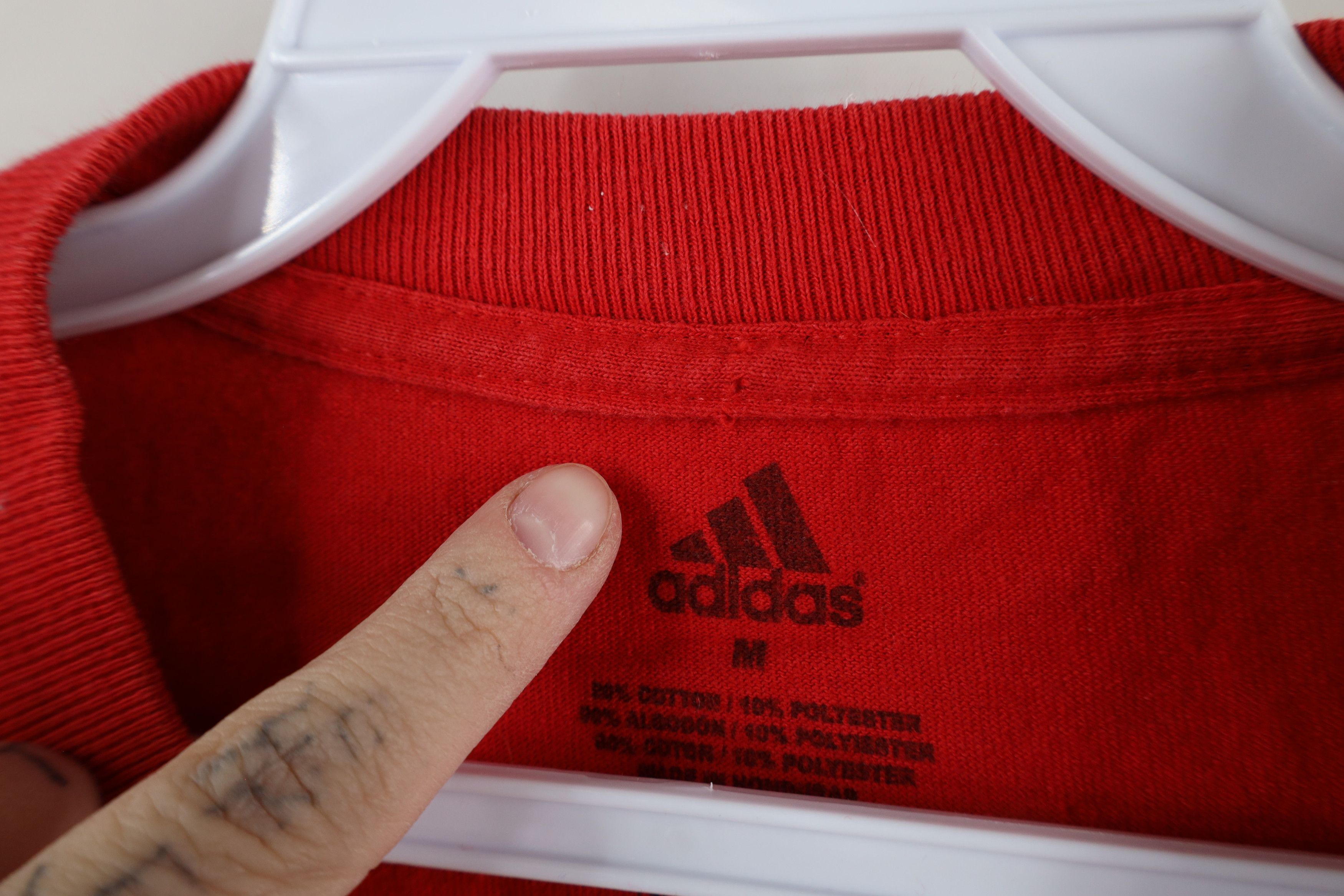 Adidas × Vintage Vintage Adidas Rose Chicago Bulls Basketball Jersey T-Shirt Size US M / EU 48-50 / 2 - 7 Thumbnail