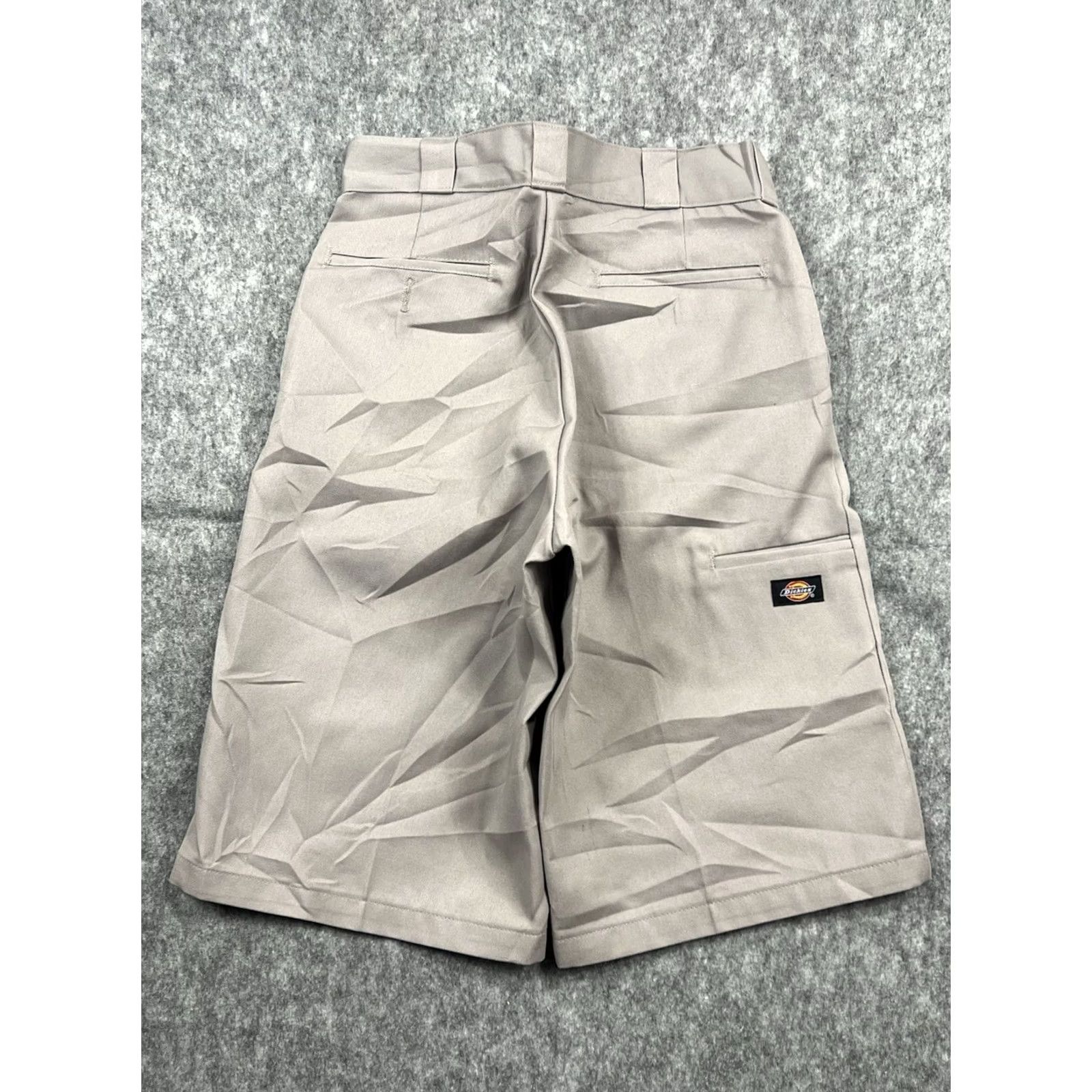 Dickies Dickies Men’s Light Grey Loose Fit Workwear/Outdoor/Utility Shorts Size 30 Size US 30 / EU 46 - 4 Thumbnail