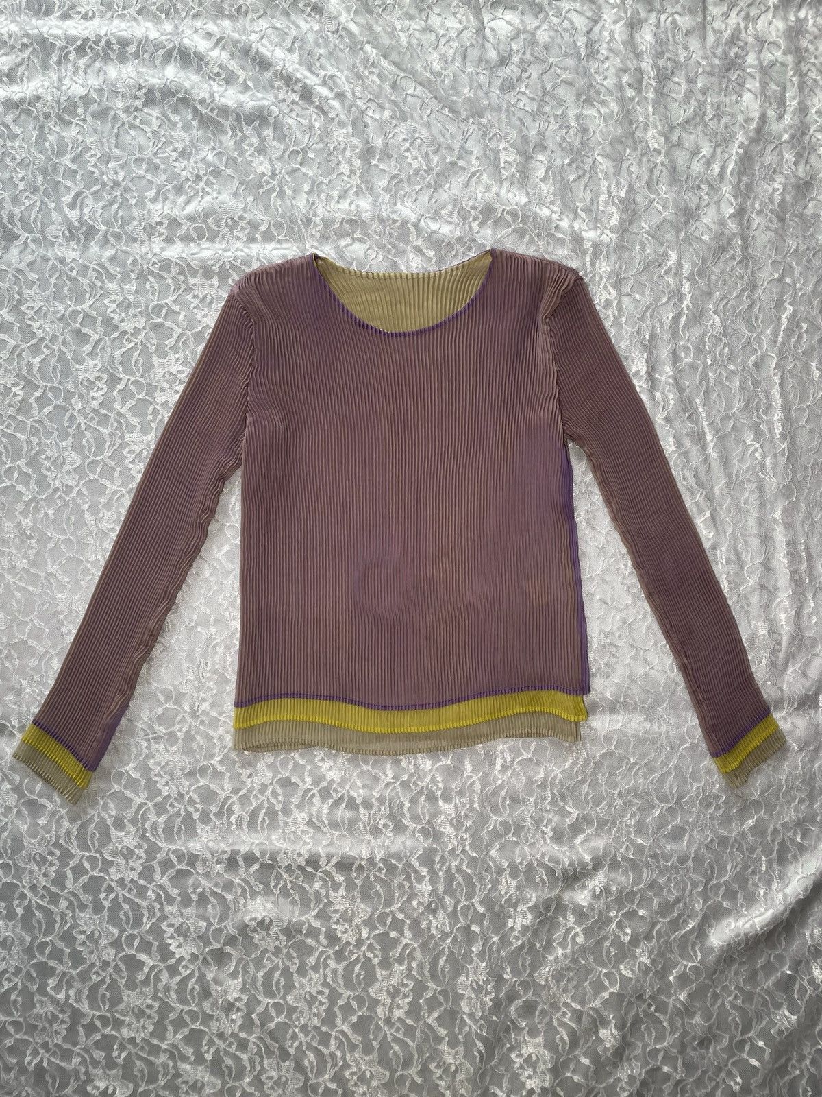 Issey Miyake × Pleats Please Issey Miyake Issey Miyake Pleated Tri Color Blouse Size M / US 6-8 / IT 42-44 - 1 Thumbnail